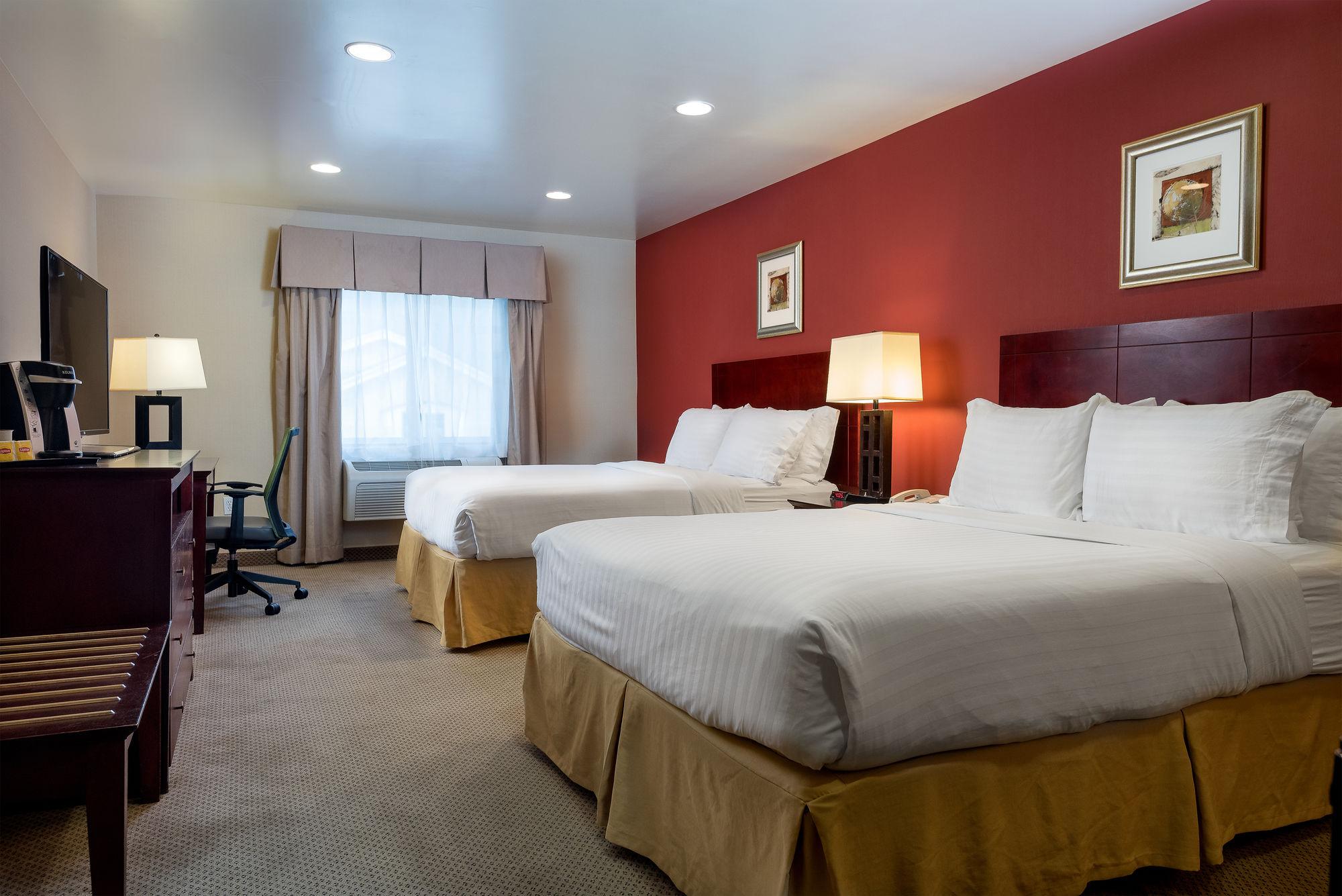 Miscellaneous Holiday Inn Express and Suites LAX - Hawthorne