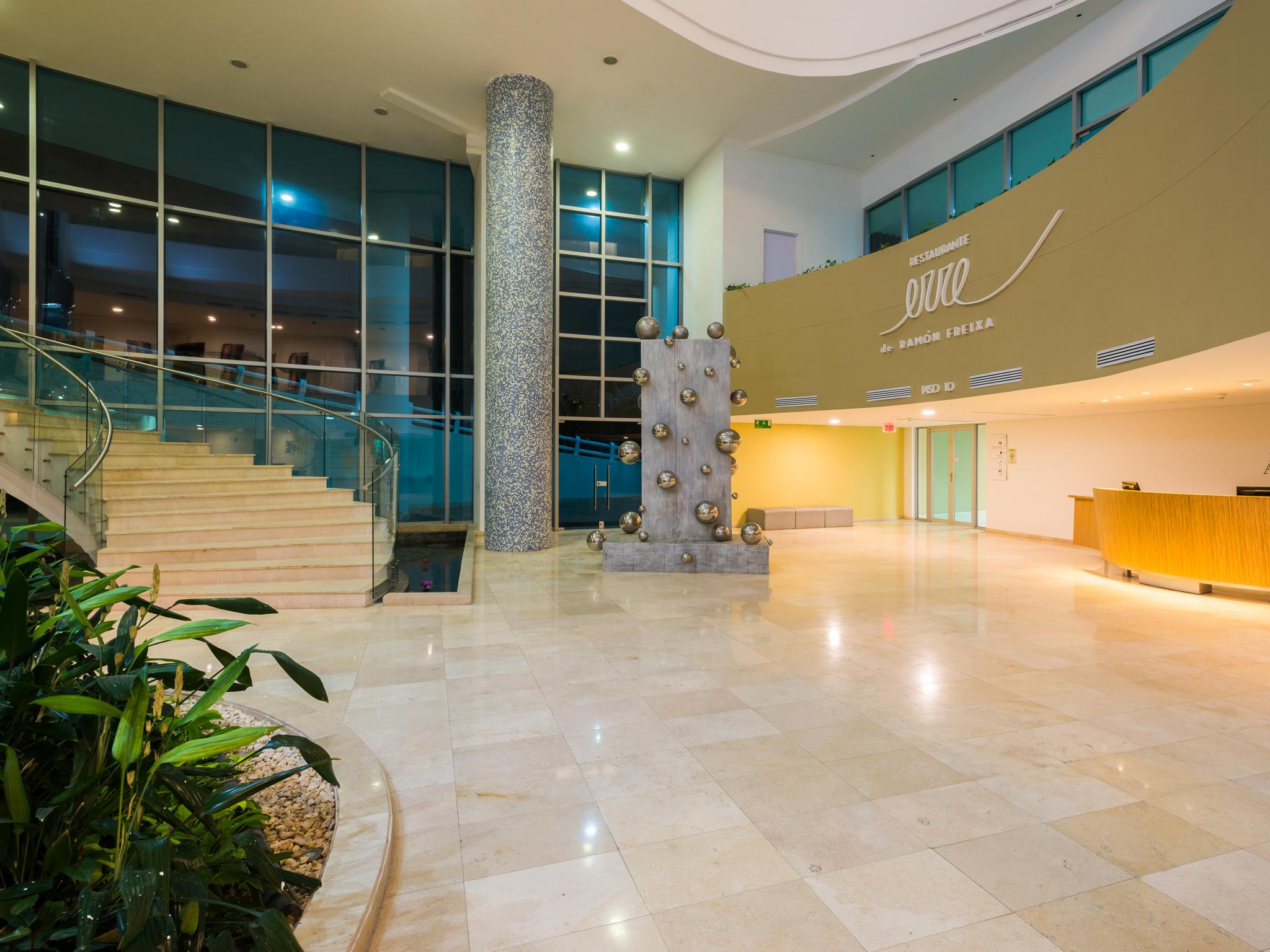 Vista Lobby Americas Torre del Mar