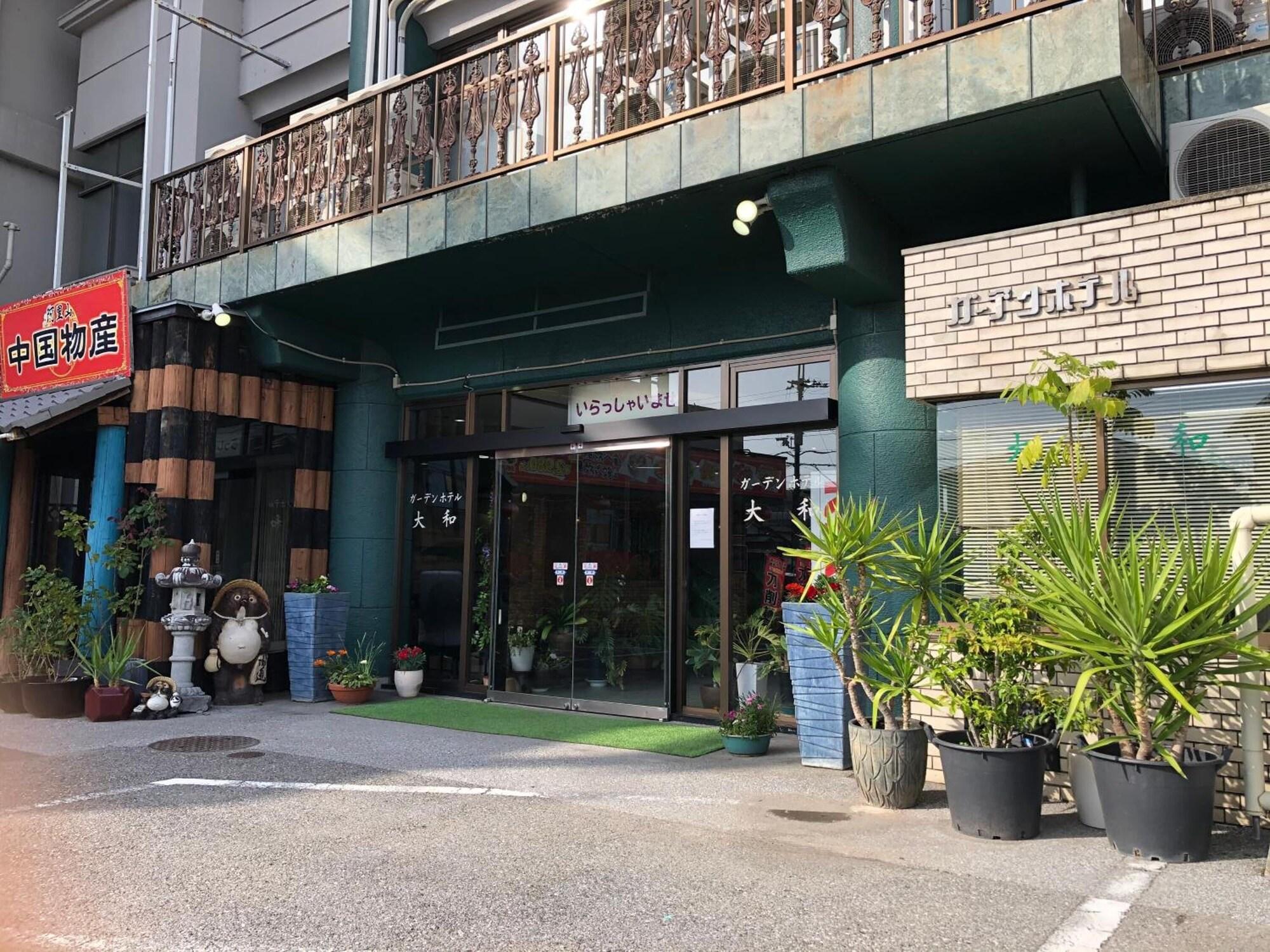 Vista Exterior Garden Hotel Yamato