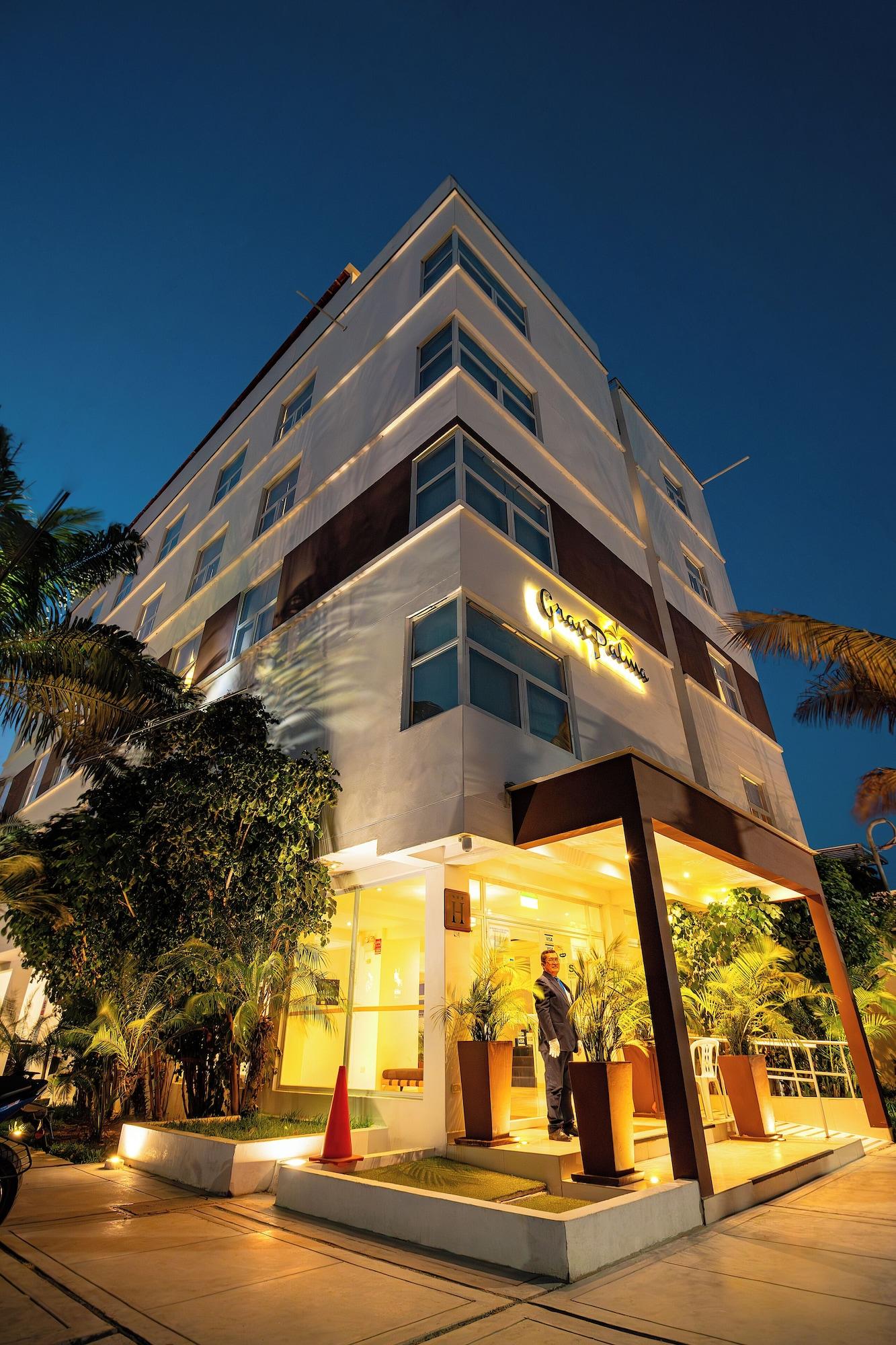 Vista Exterior Hotel Gran Palma Piura