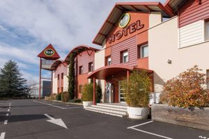 Alojamiento - B&B HOTEL Aurillac Le Lioran