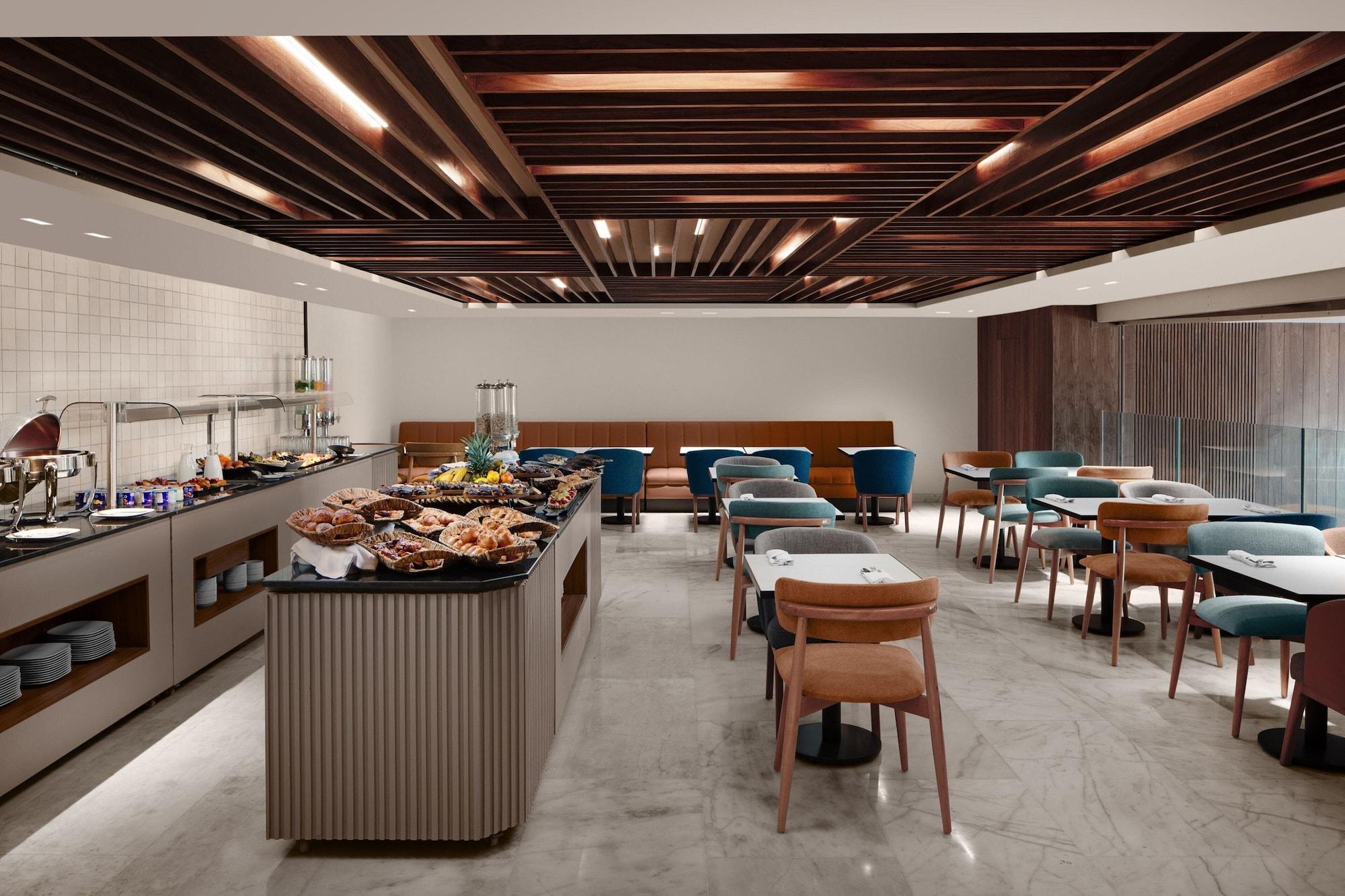 Restaurant Courtyard by Marriott Casablanca Downtown