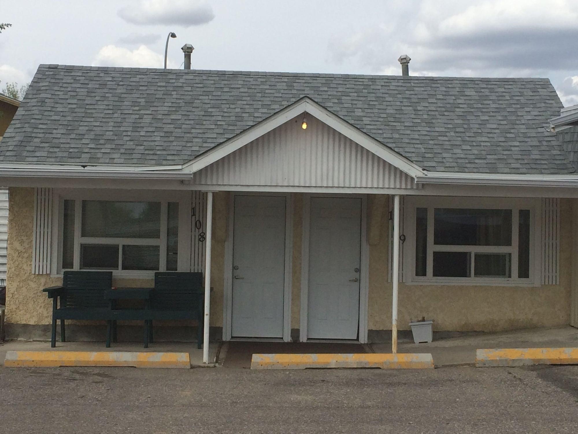 Varios Fort Motel