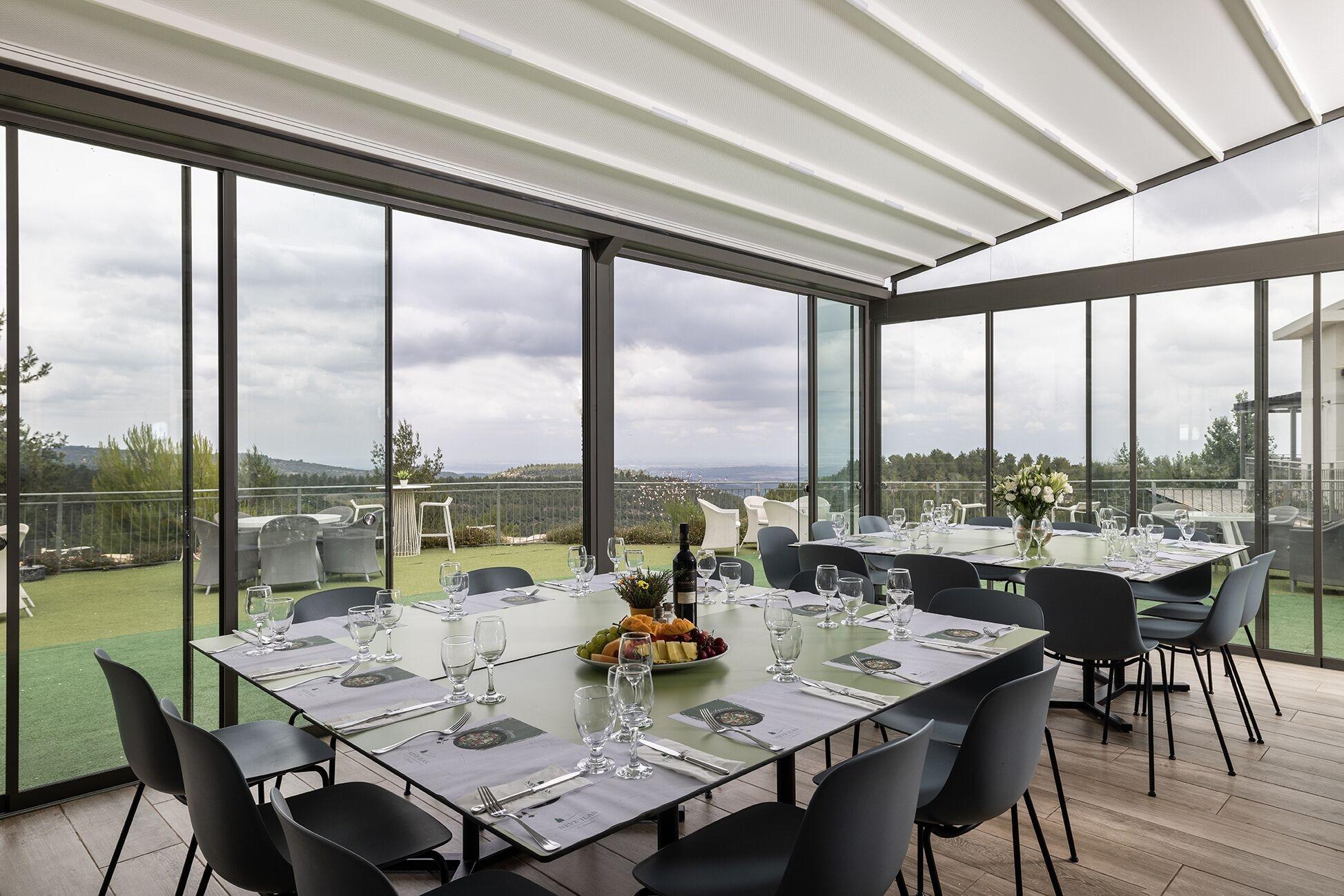 Restaurant C-Hotel Neve Illan