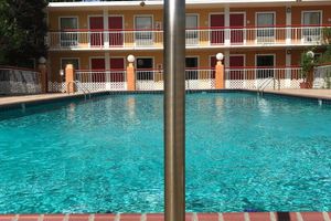 Alojamiento - Milan Inn & Suites