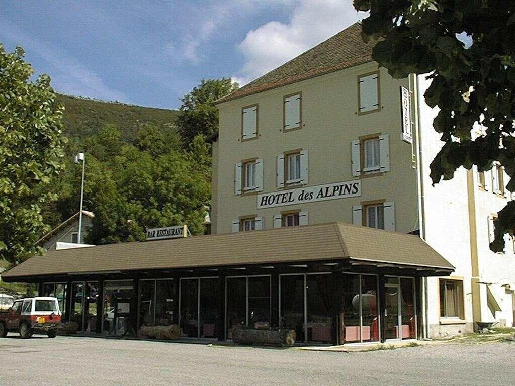 Varios Hotel Les Alpins