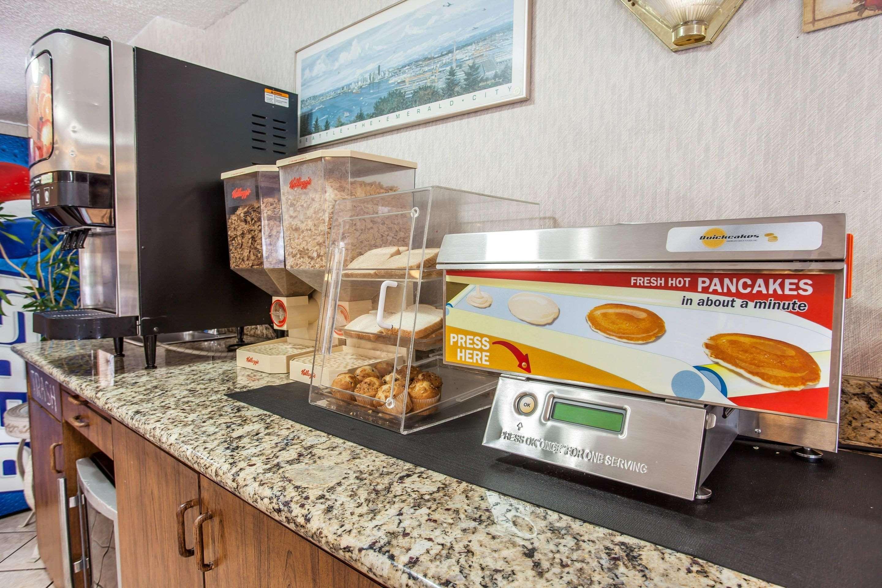 Restaurant Econo Lodge SeaTac Airport