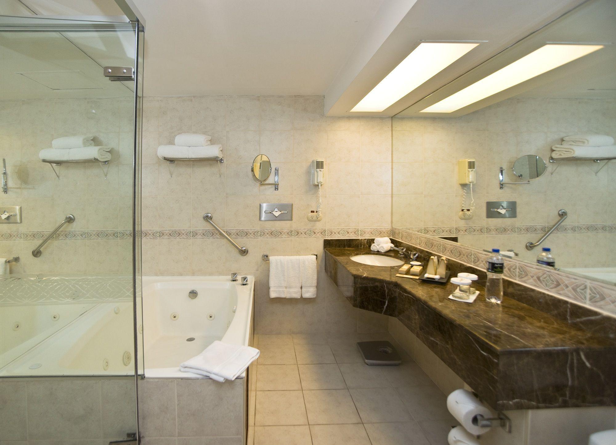 Hotel Radisson Hotel San Isidro