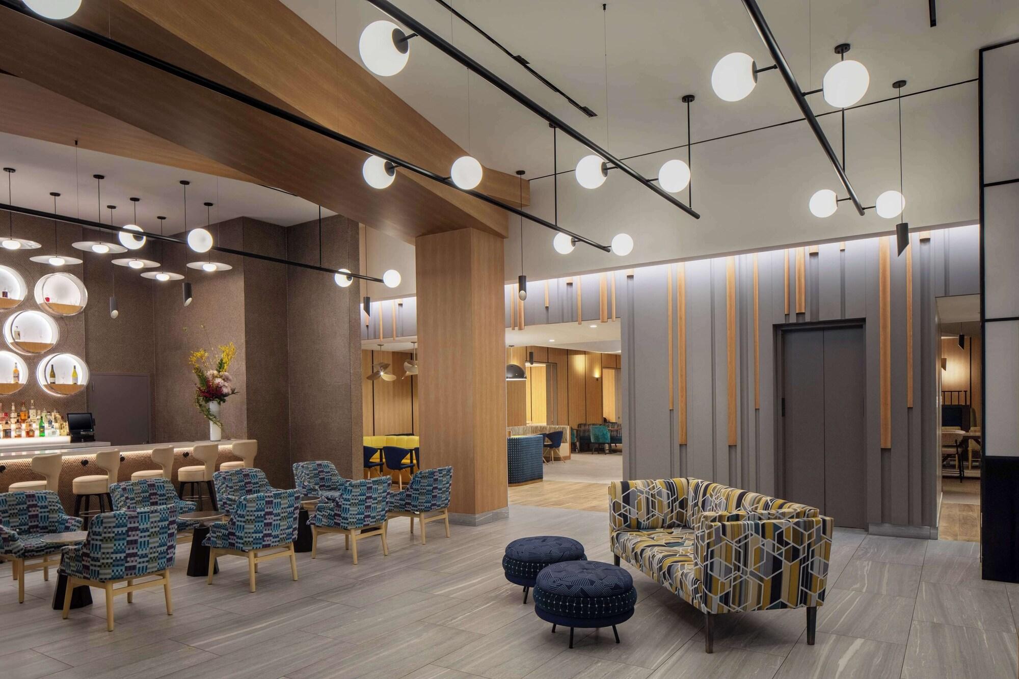 Vista Lobby Hampton Inn New York Times Square