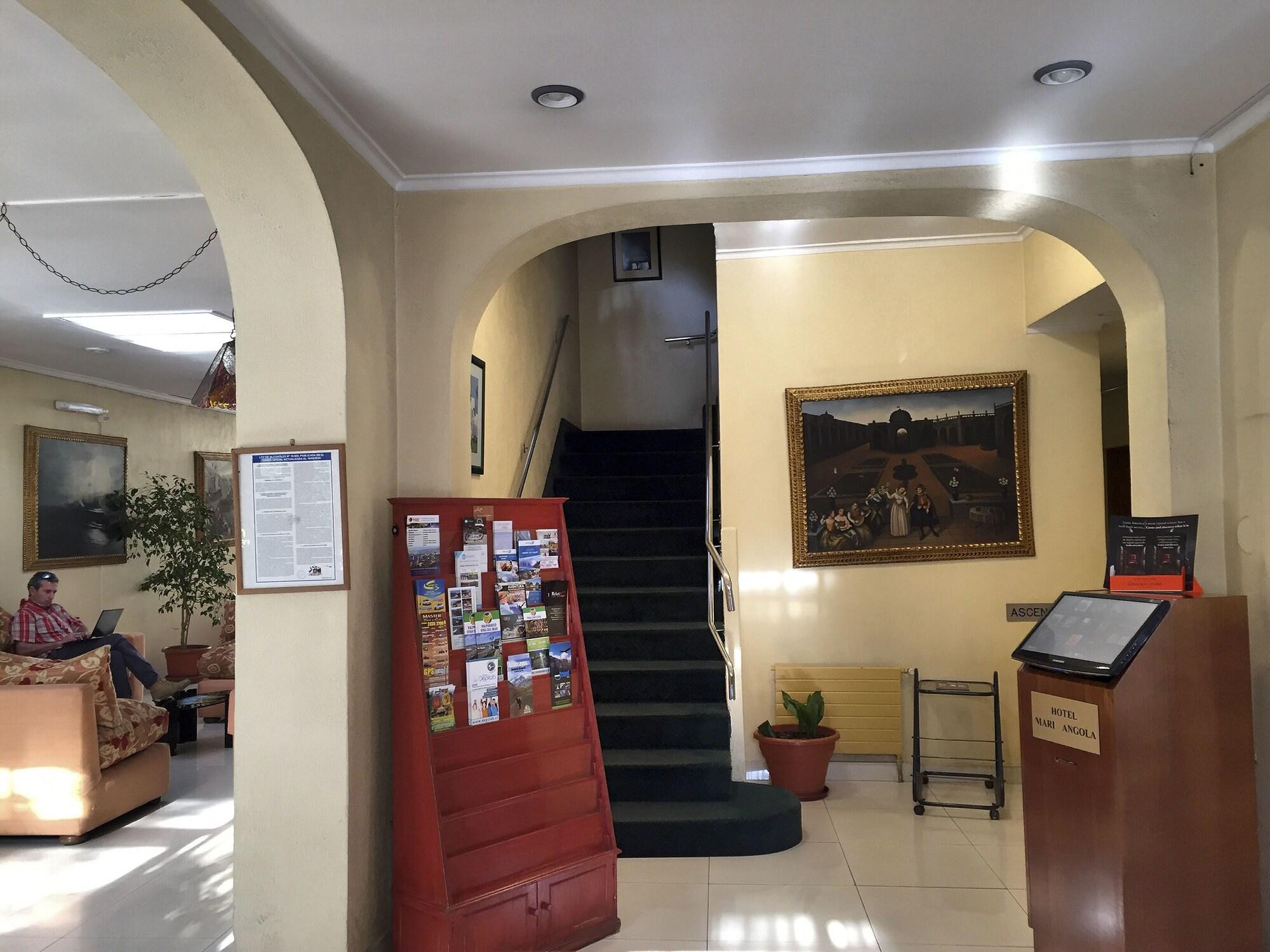 Vista Lobby Hotel María Angola