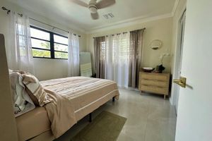 Alquiler Vacacional - Boom Pine Modern Island Retreat - Walk to Beaches, Food, Attractions & More