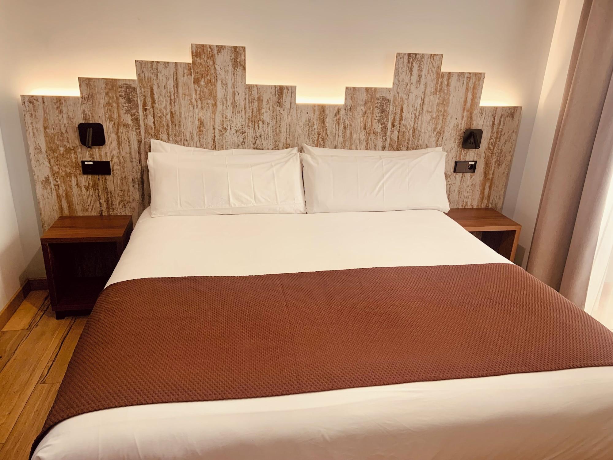 Habitación Hostal Antón Martín