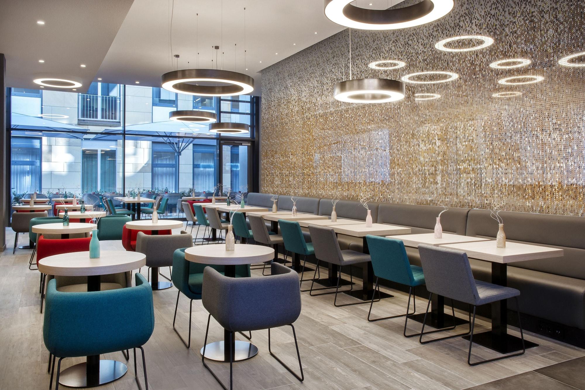 Restaurant Holiday Inn Express Stuttgart - Waiblingen by IHG