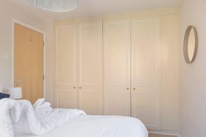 Alquiler Vacacional - | Wapping | Tobacco Docks | Modern Flat |