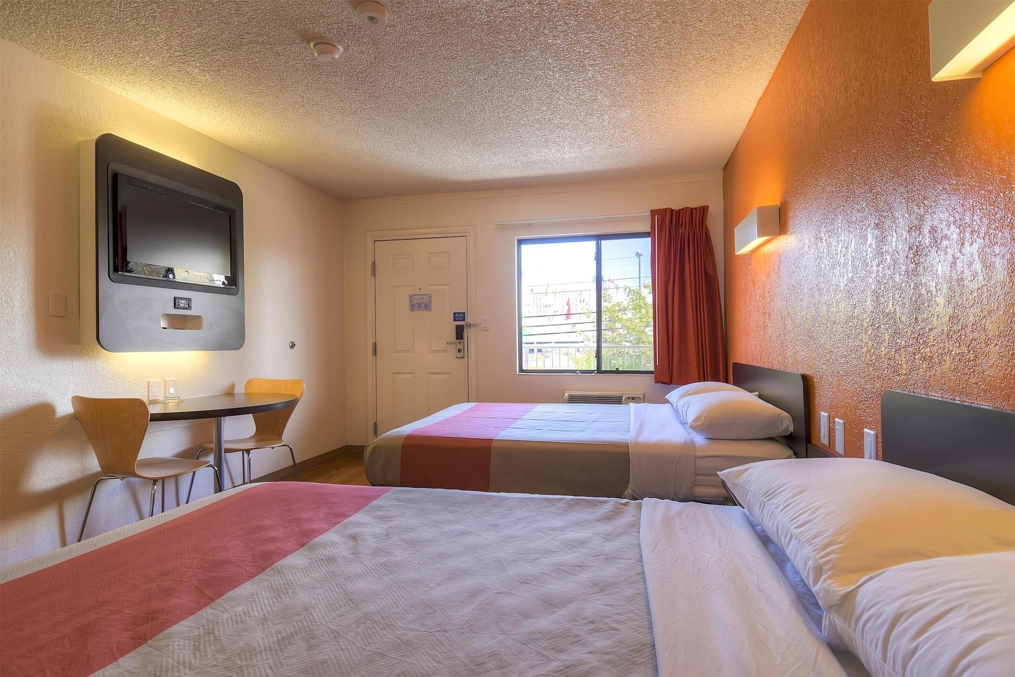 Habitación Motel 6 Las Vegas, NV – I-15 Stadium