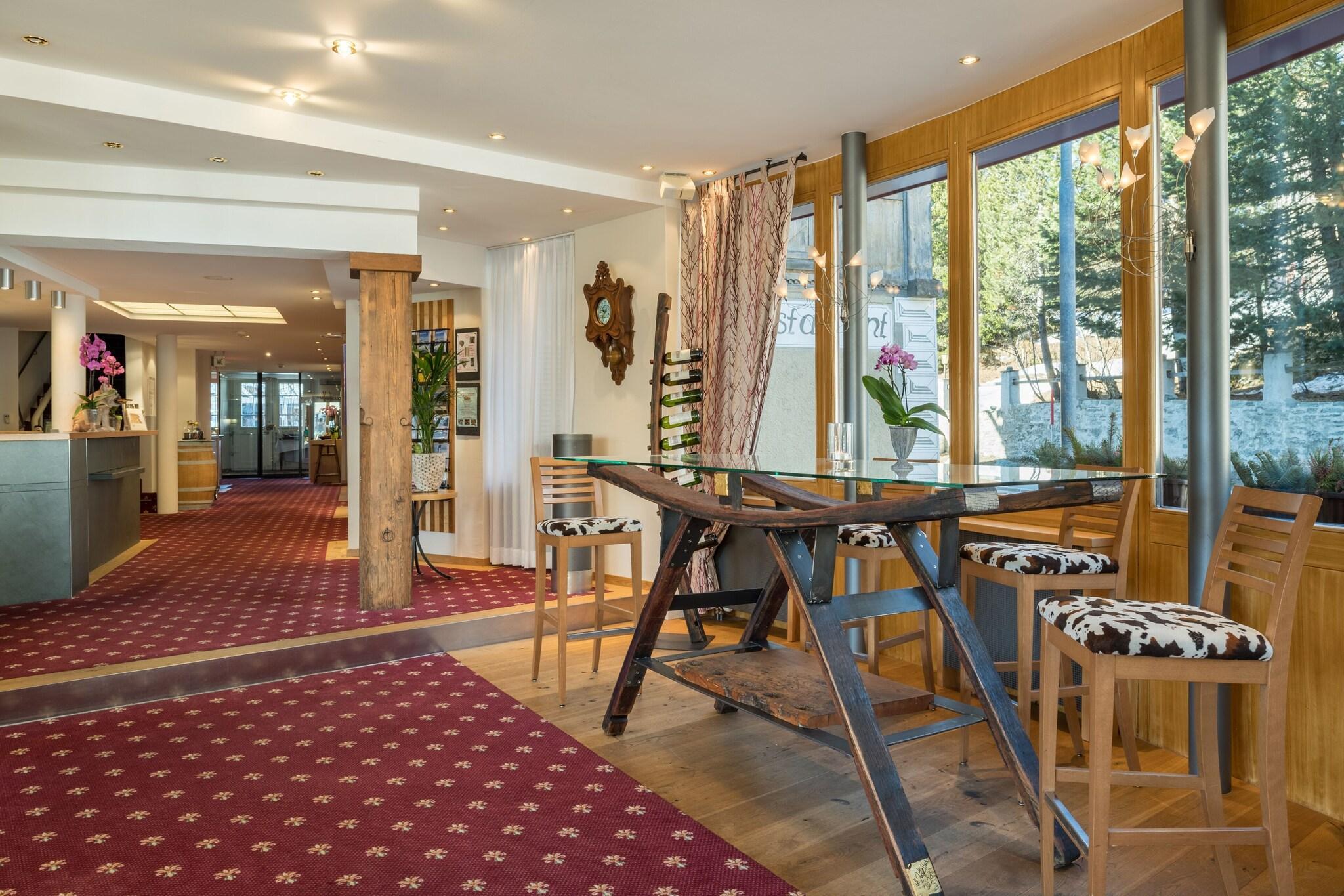 Vista Lobby Schweizerhaus Swiss Quality Hotel