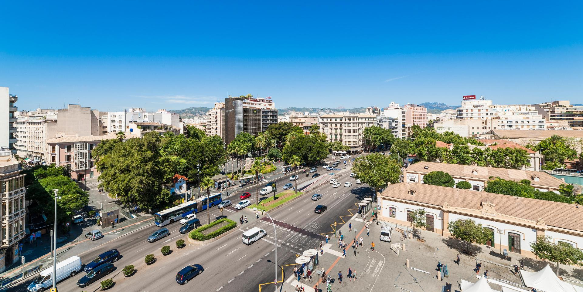 Vista Exterior UR Palacio Avenida