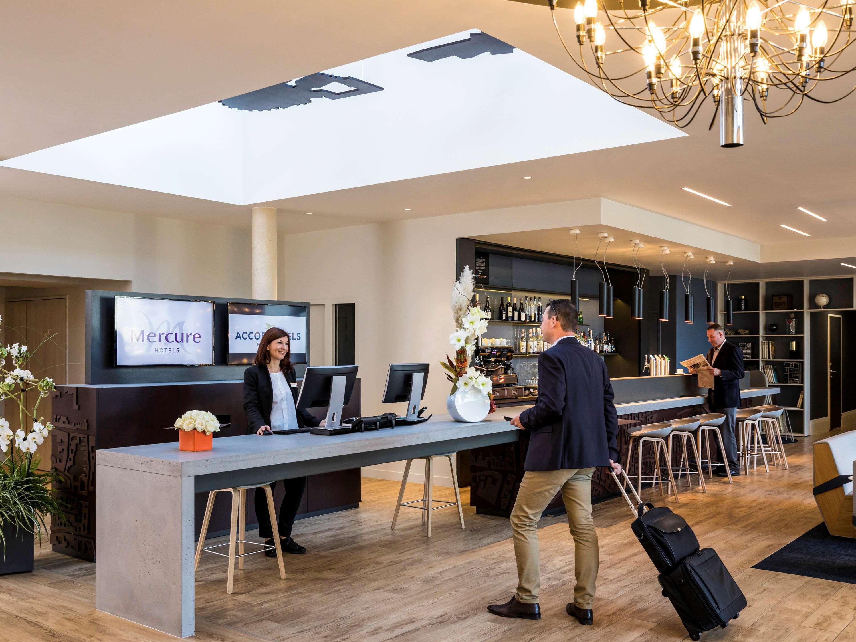 Vista Lobby Hôtel Mercure Beauvais Centre Cathédrale