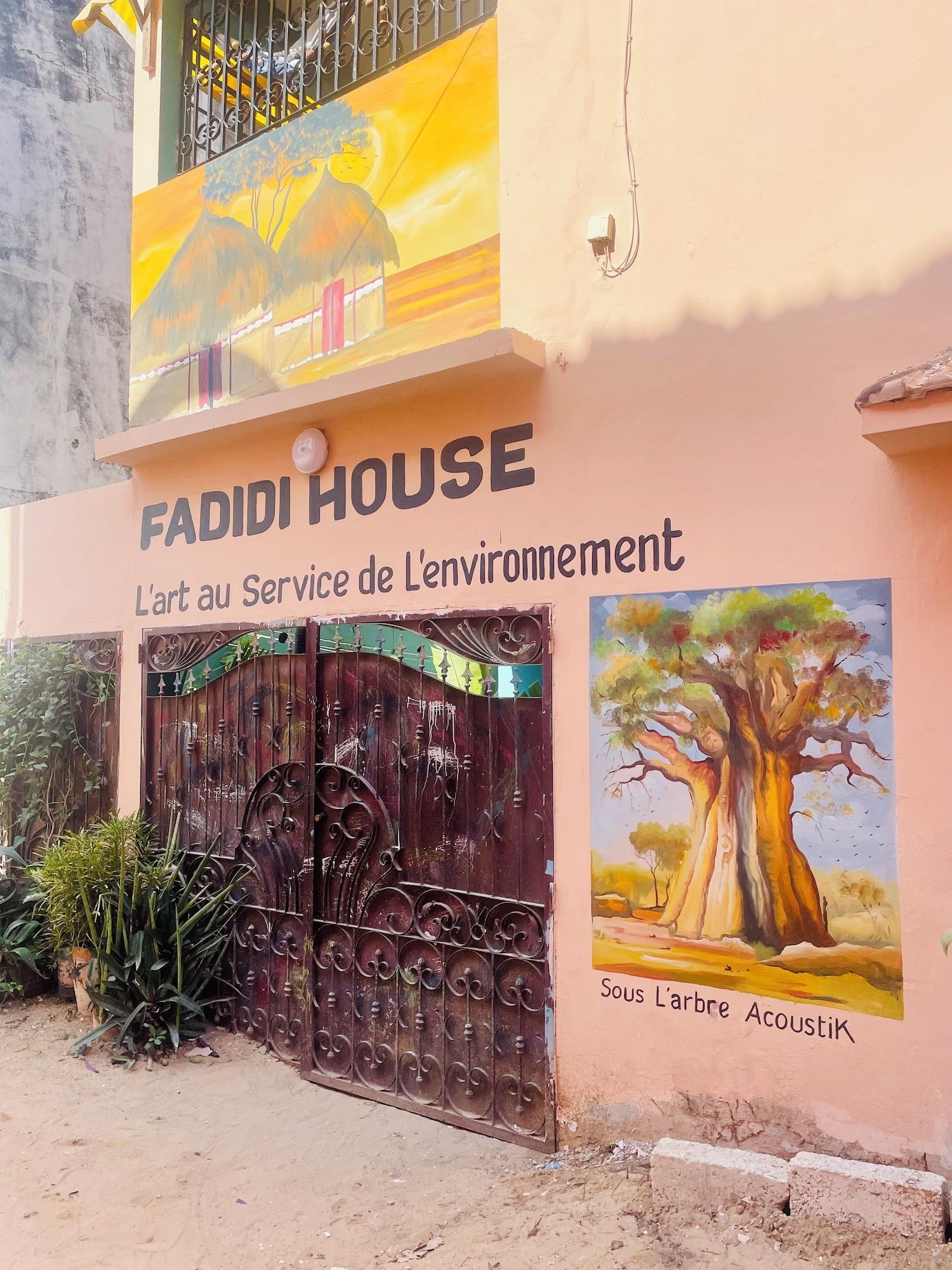 Varios Fadidi House