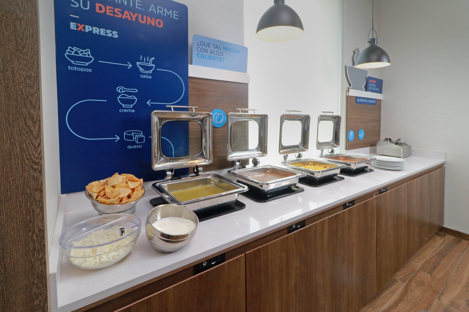 Restaurant Holiday Inn Express Monterrey Fundidora by IHG