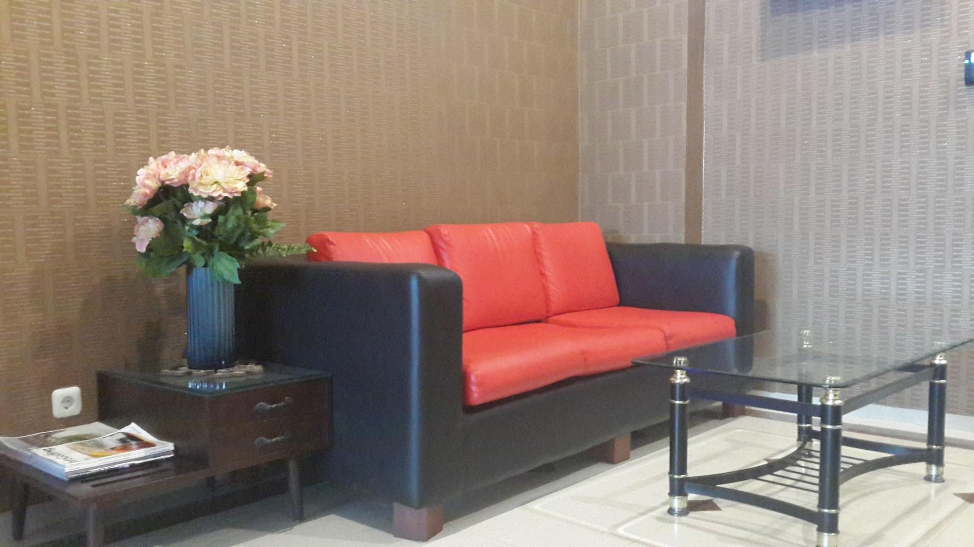 Vista Lobby iHome Residence