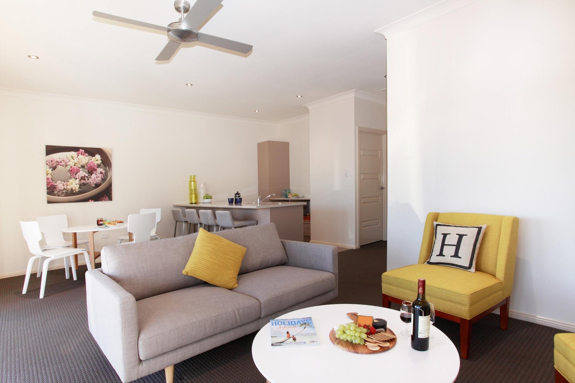 Varios H Boutique Hotel