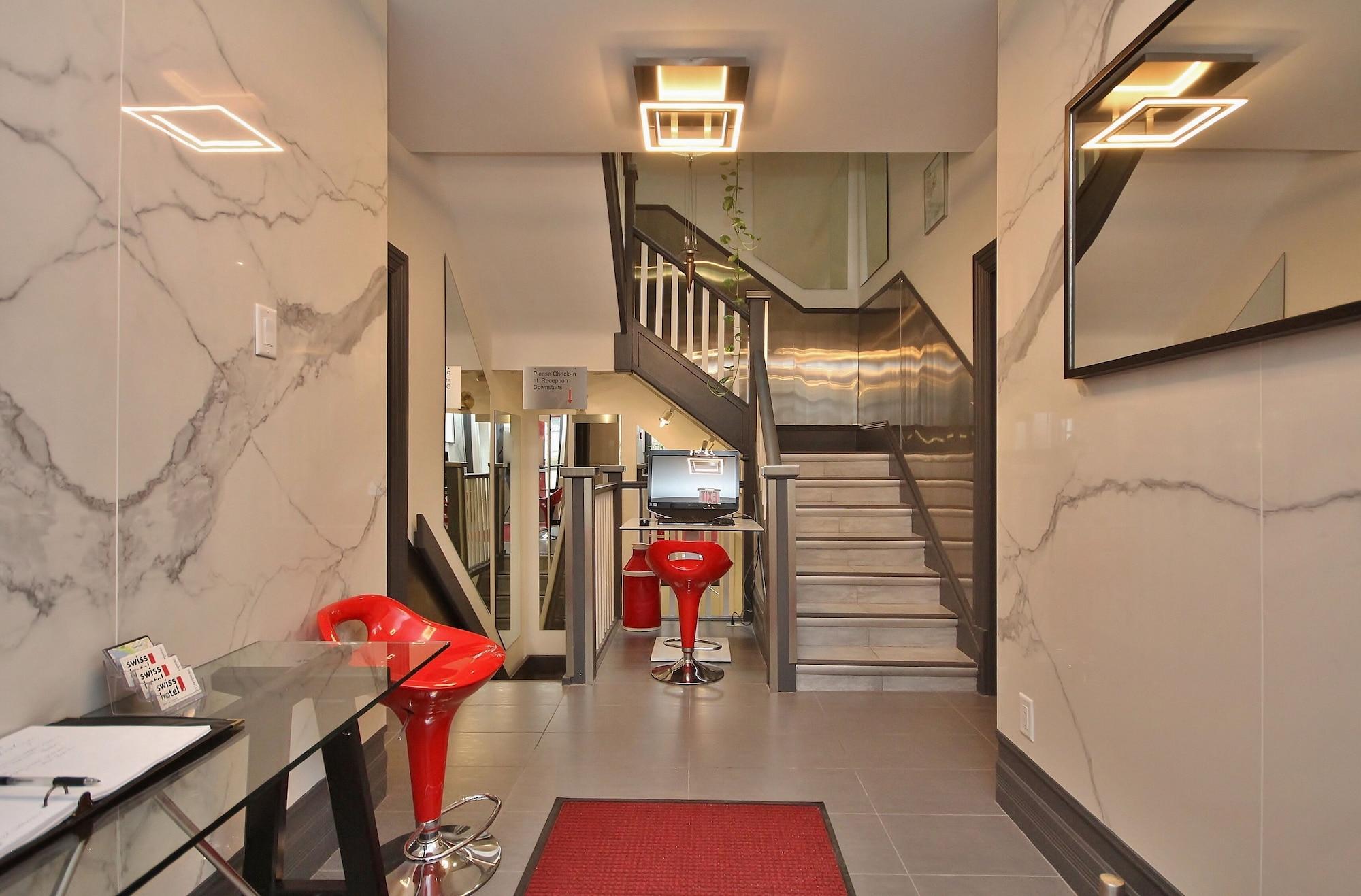 Vista Lobby Swiss Hotel