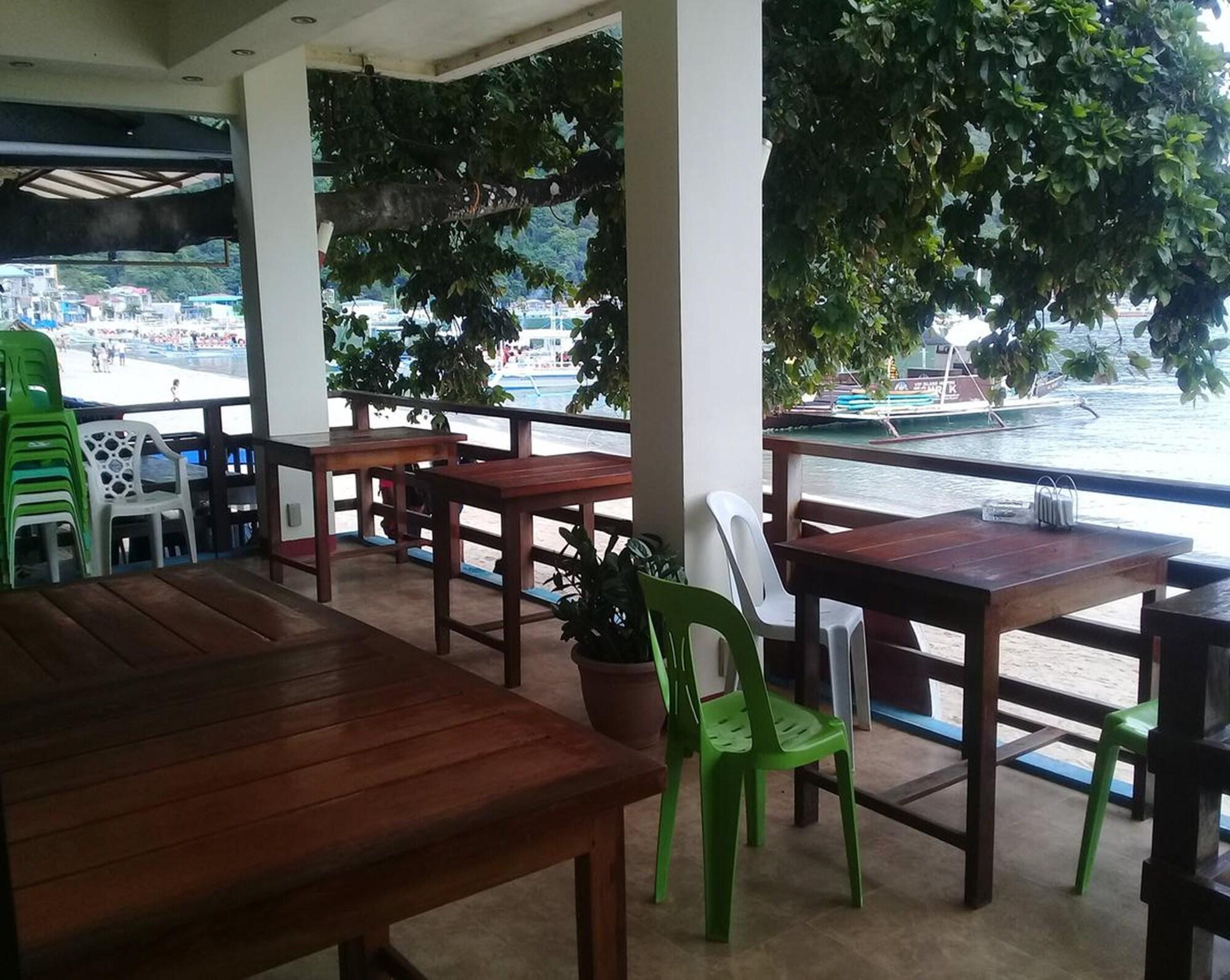 Restaurant Rainforest Beach Hotel