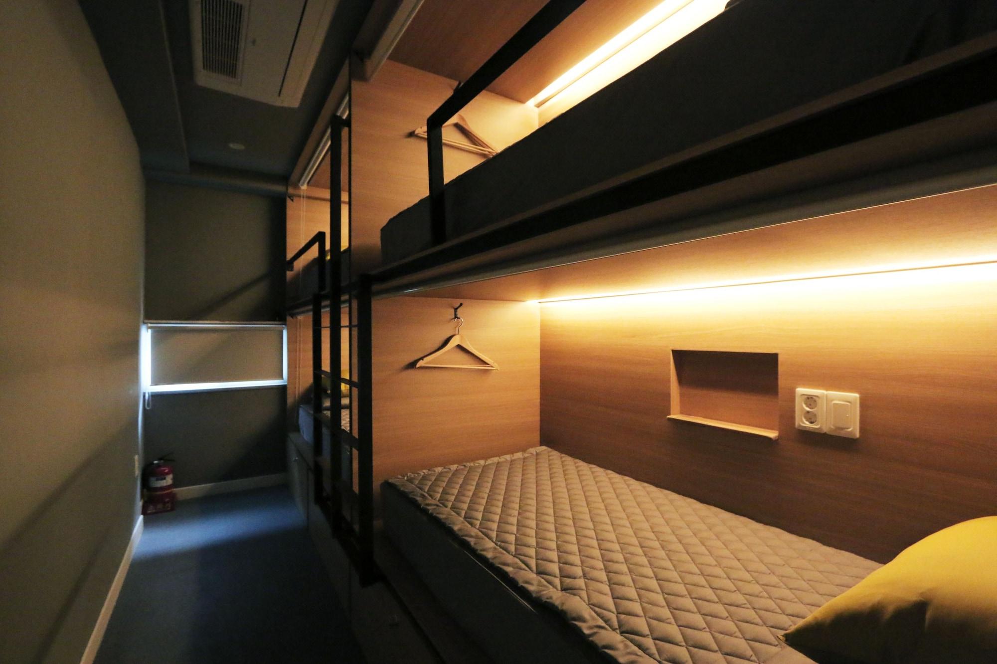 Varios Blueboat Hostel Jeonju