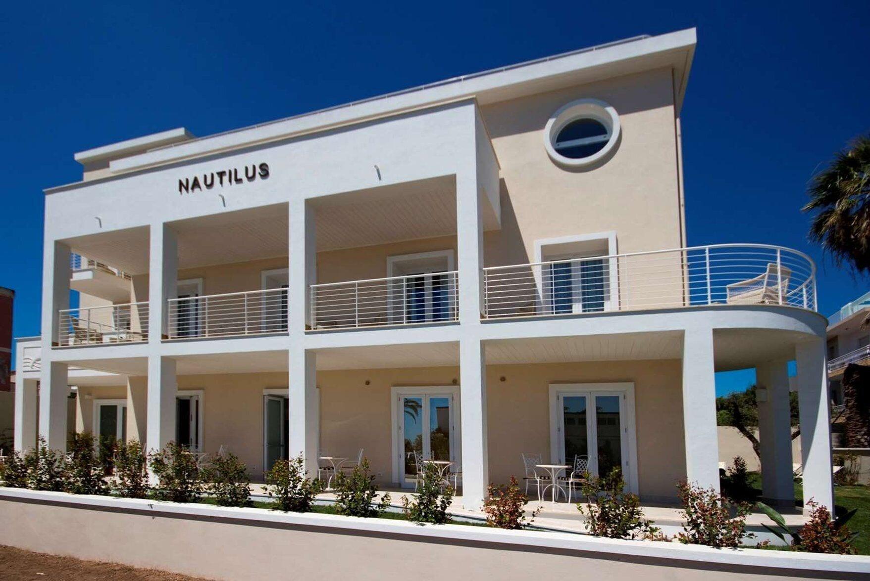 Vista Exterior Hotel Nautilus