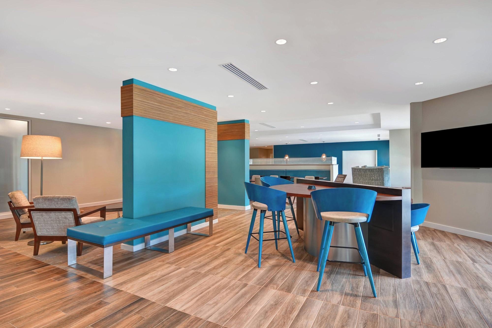 Vista Lobby TownePlace Suites by Marriott Panama City Beach Pier Park