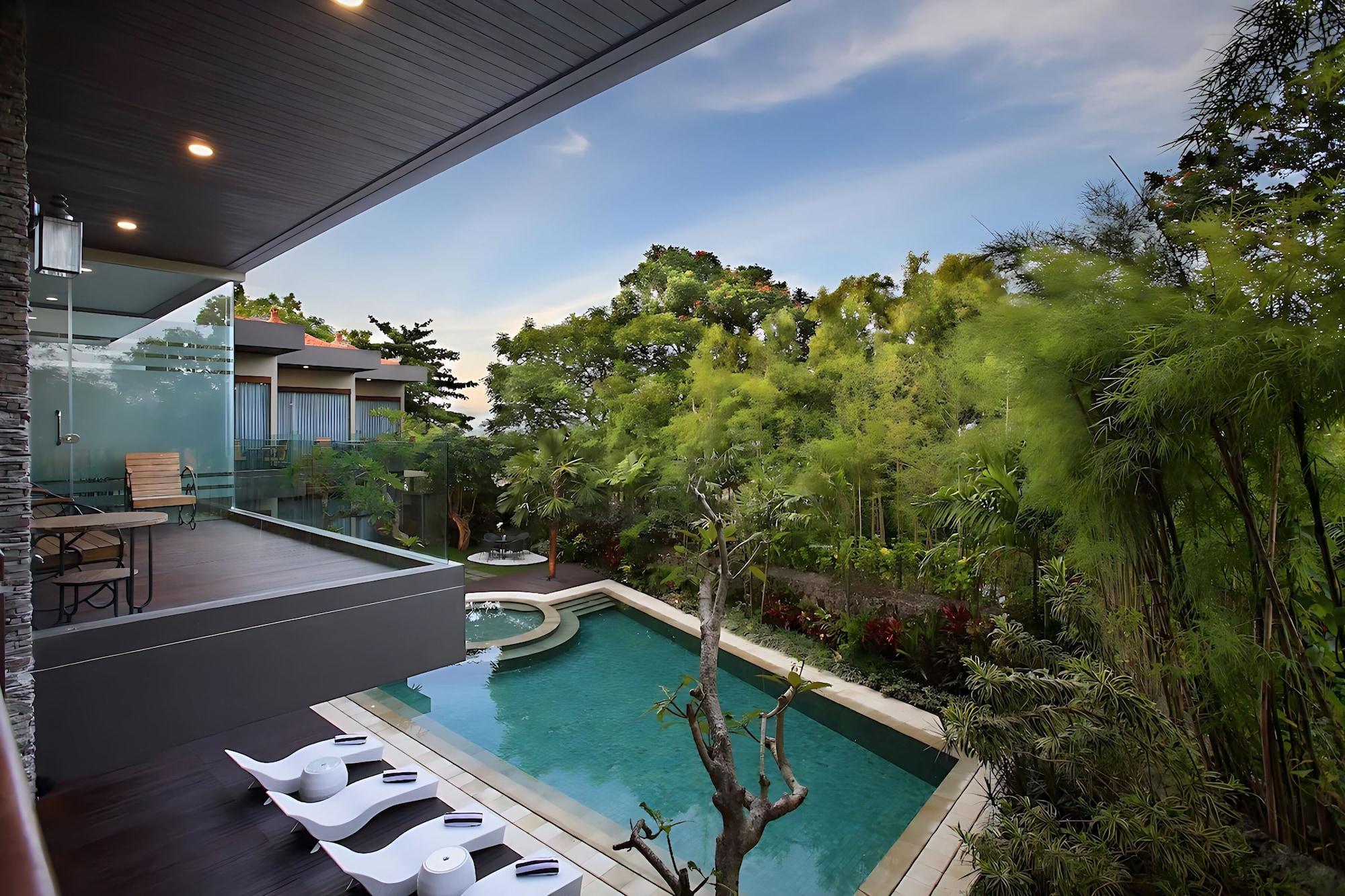 Varios Del Cielo Villa