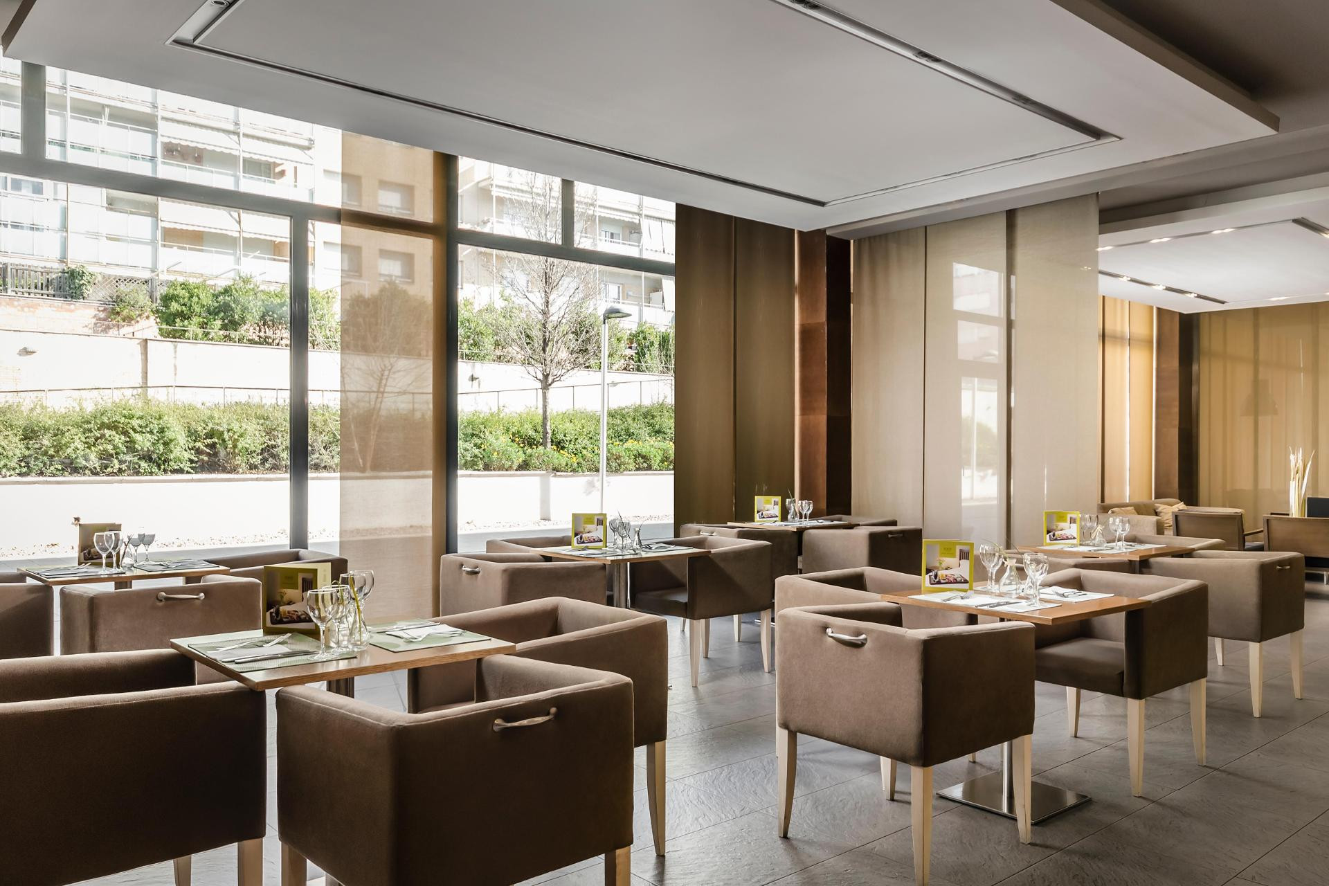 Bar/Salón Exe Barcelona Gate