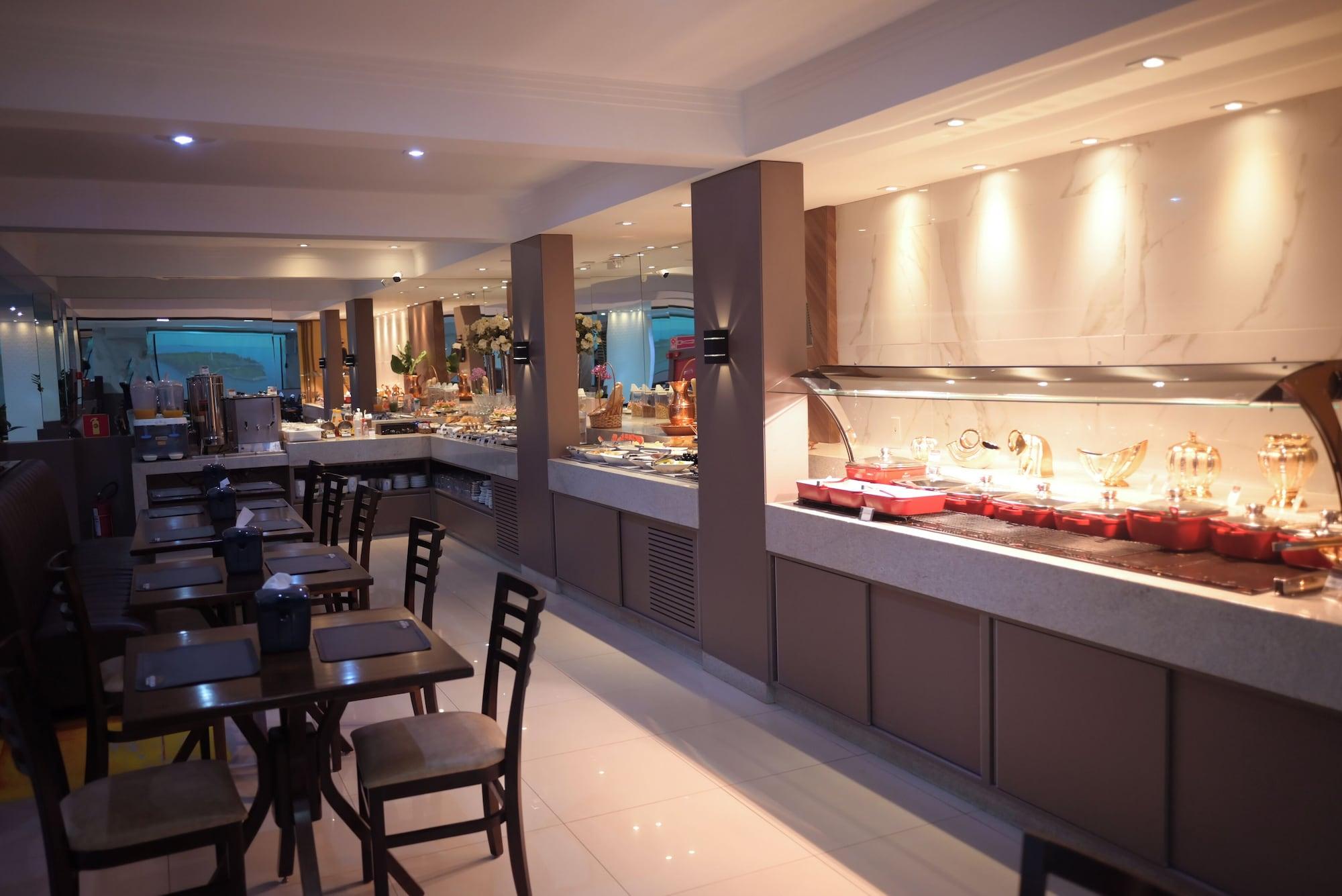 Restaurant Master Gold Express Hotel