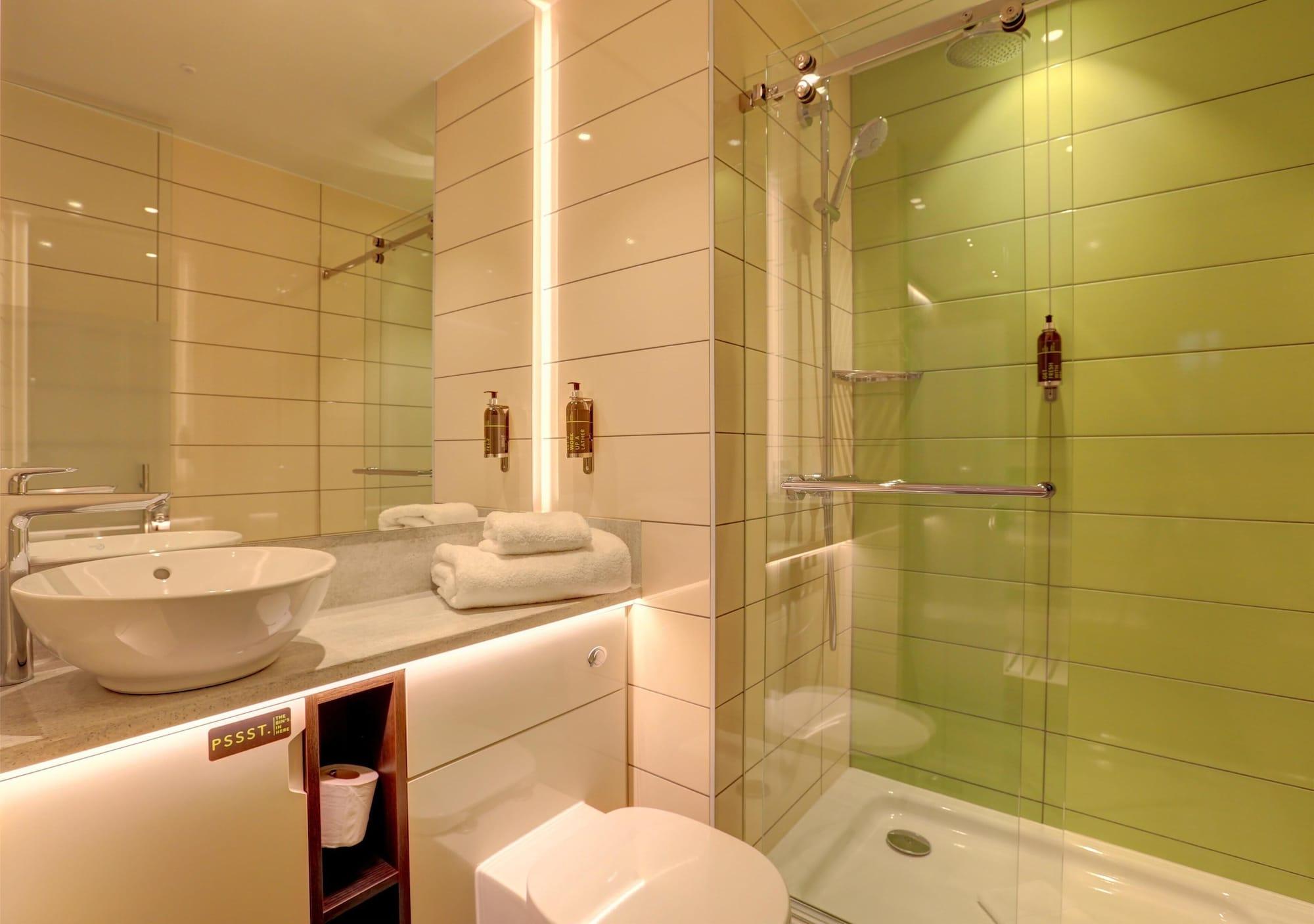 Equipamiento de Habitación Hub By Premier Inn London Westminster - Westminster Abbey