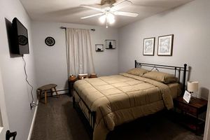 Alquiler Vacacional - Beautiful cozy2 bedrooms located in a safe community just minutes from downtown.
