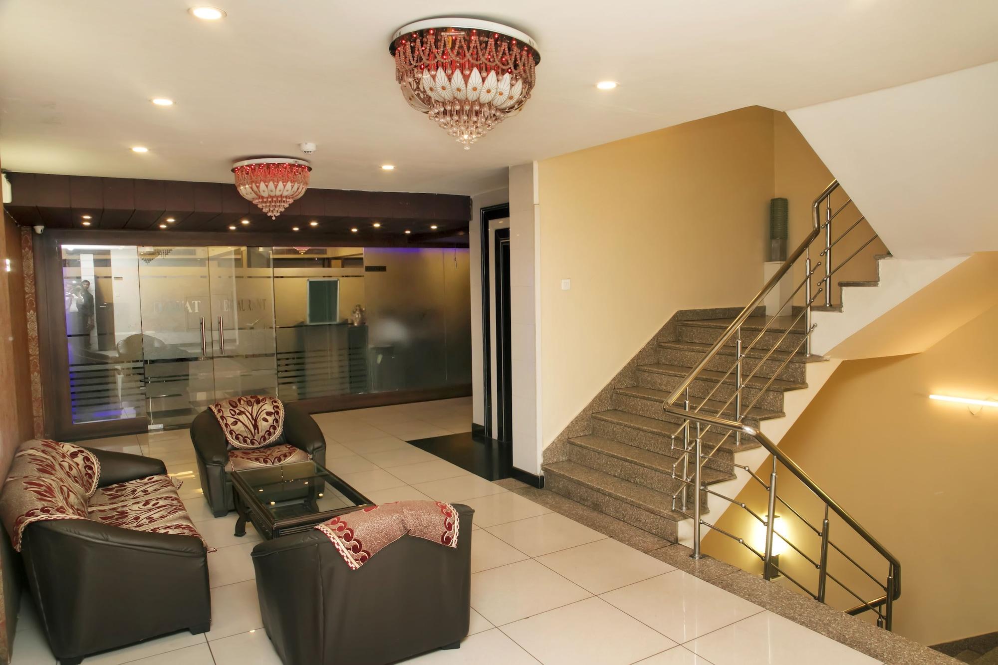 Vista Lobby Hotel Ganges Grand