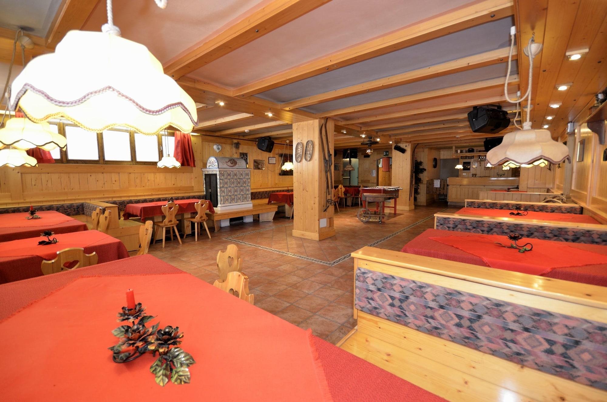 Salón de Baile Hotel Centrale