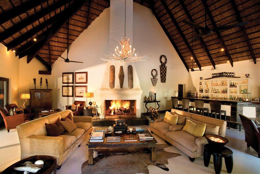Vista Lobby Lion Sands River Lodge