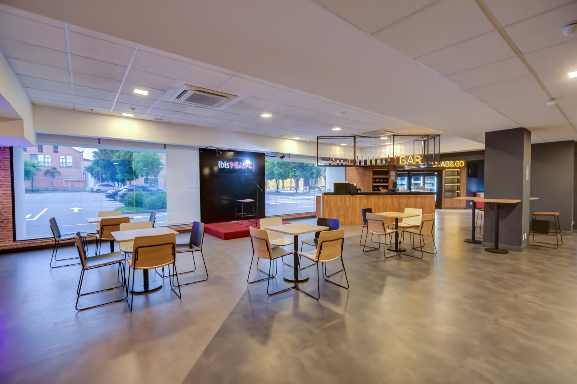 Vista Lobby ibis Rio de Janeiro Nova America