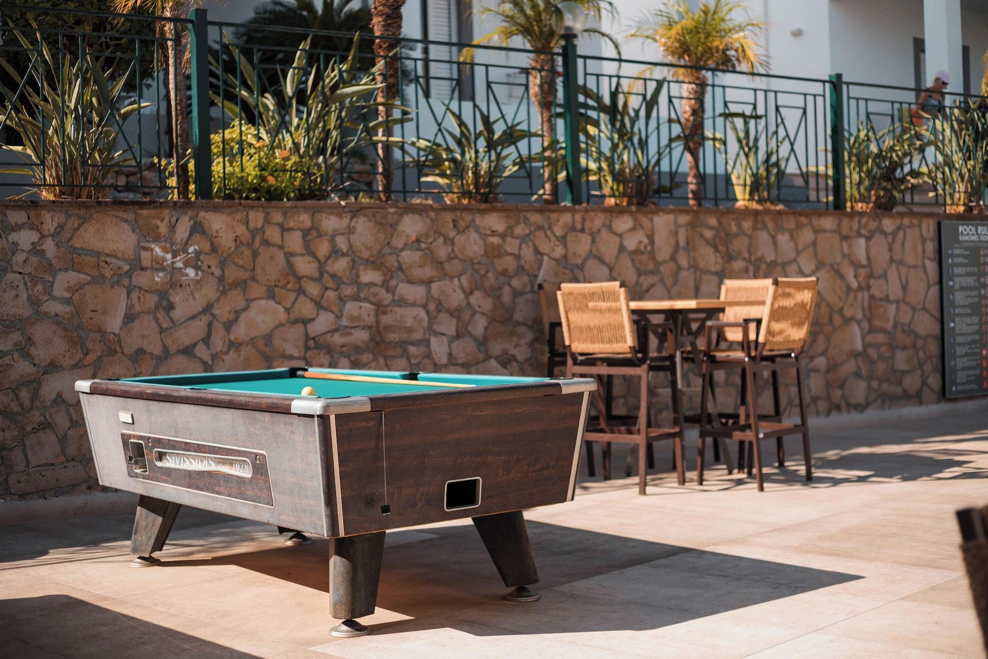 Instalaciones Recreativas 'Lindian Myth' Sea View Studios