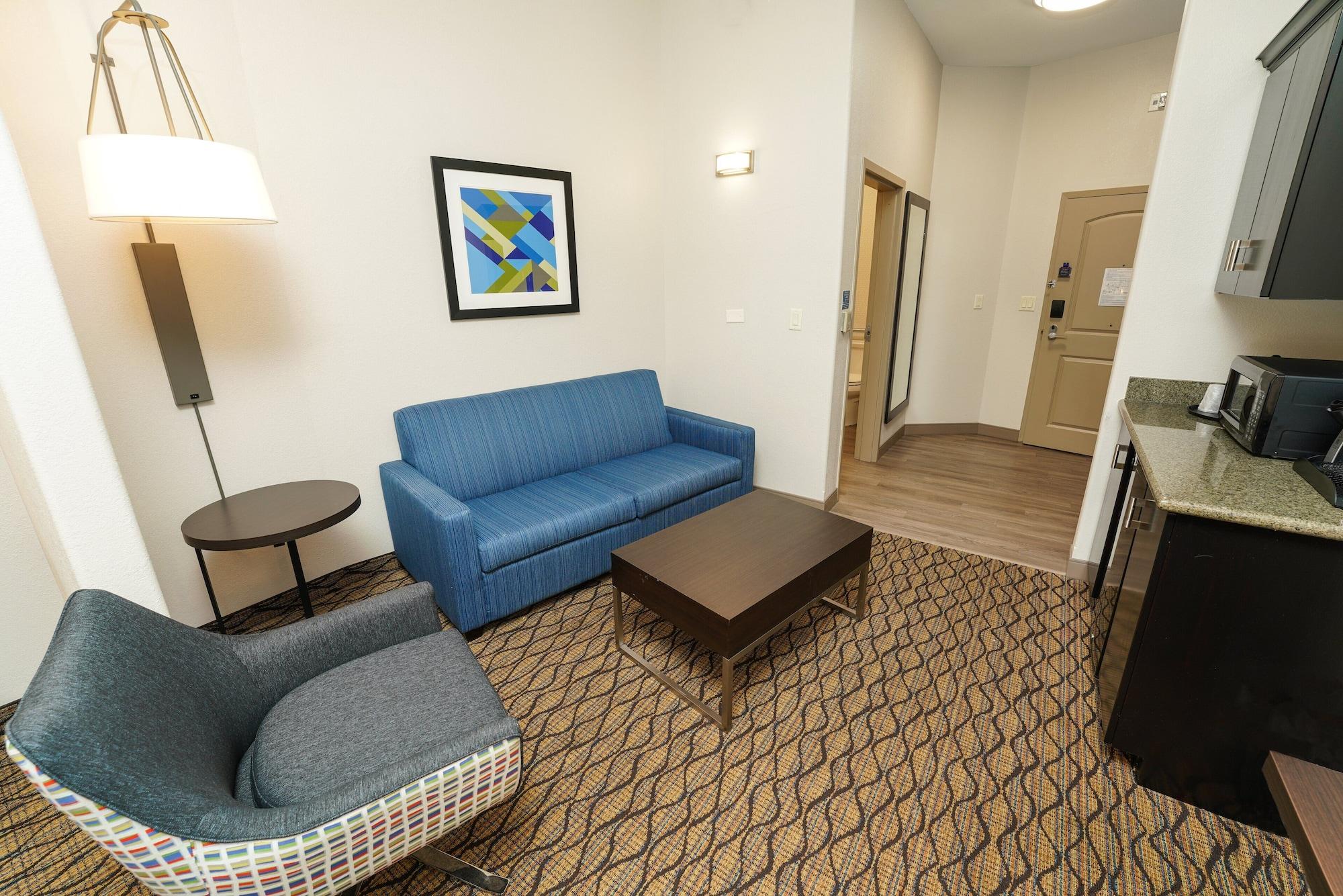 Habitación Holiday Inn Express and Suites Springfield Medical District by IHG