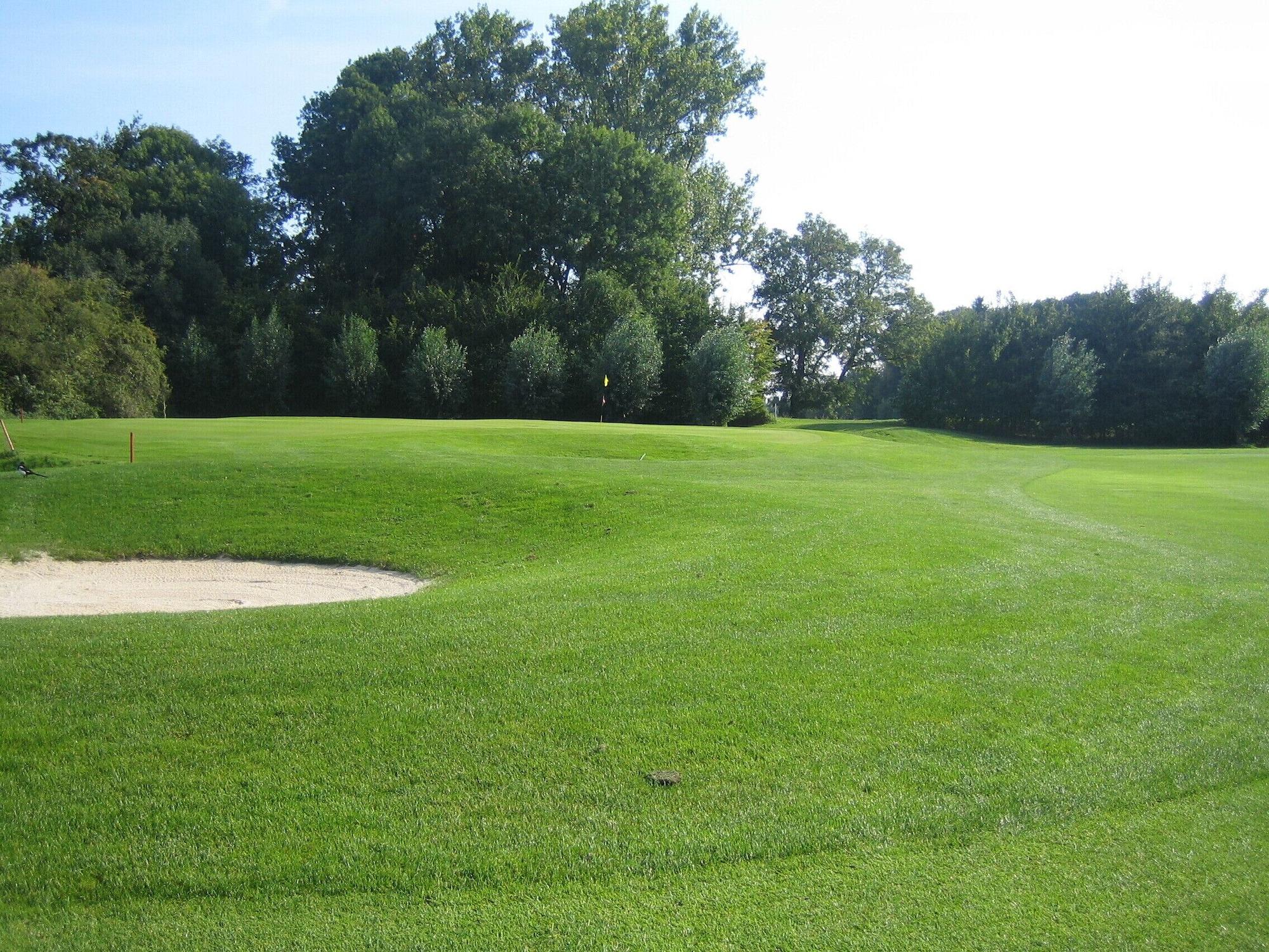 Campo de Golf JaHotel