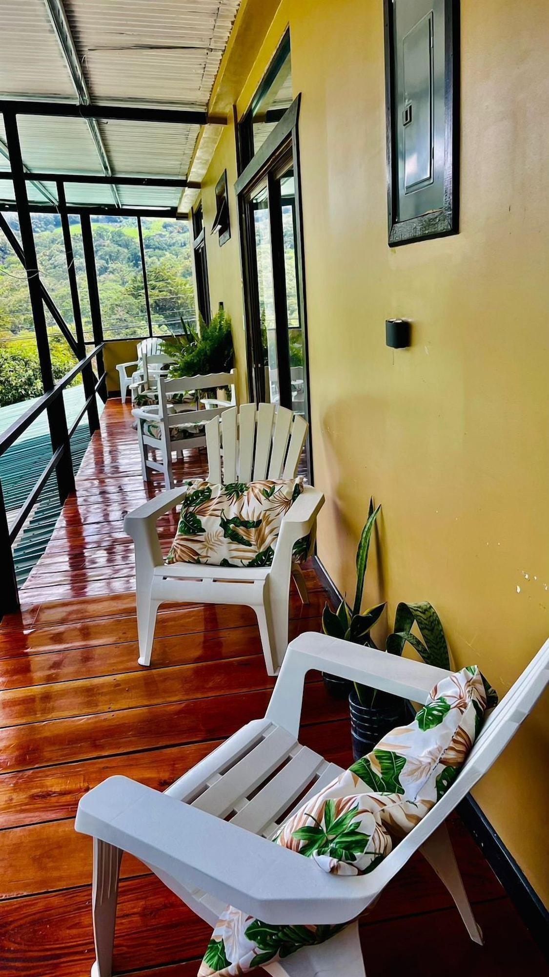 Comodidades del Alojamiento Freddys Place Bed and Breakfast