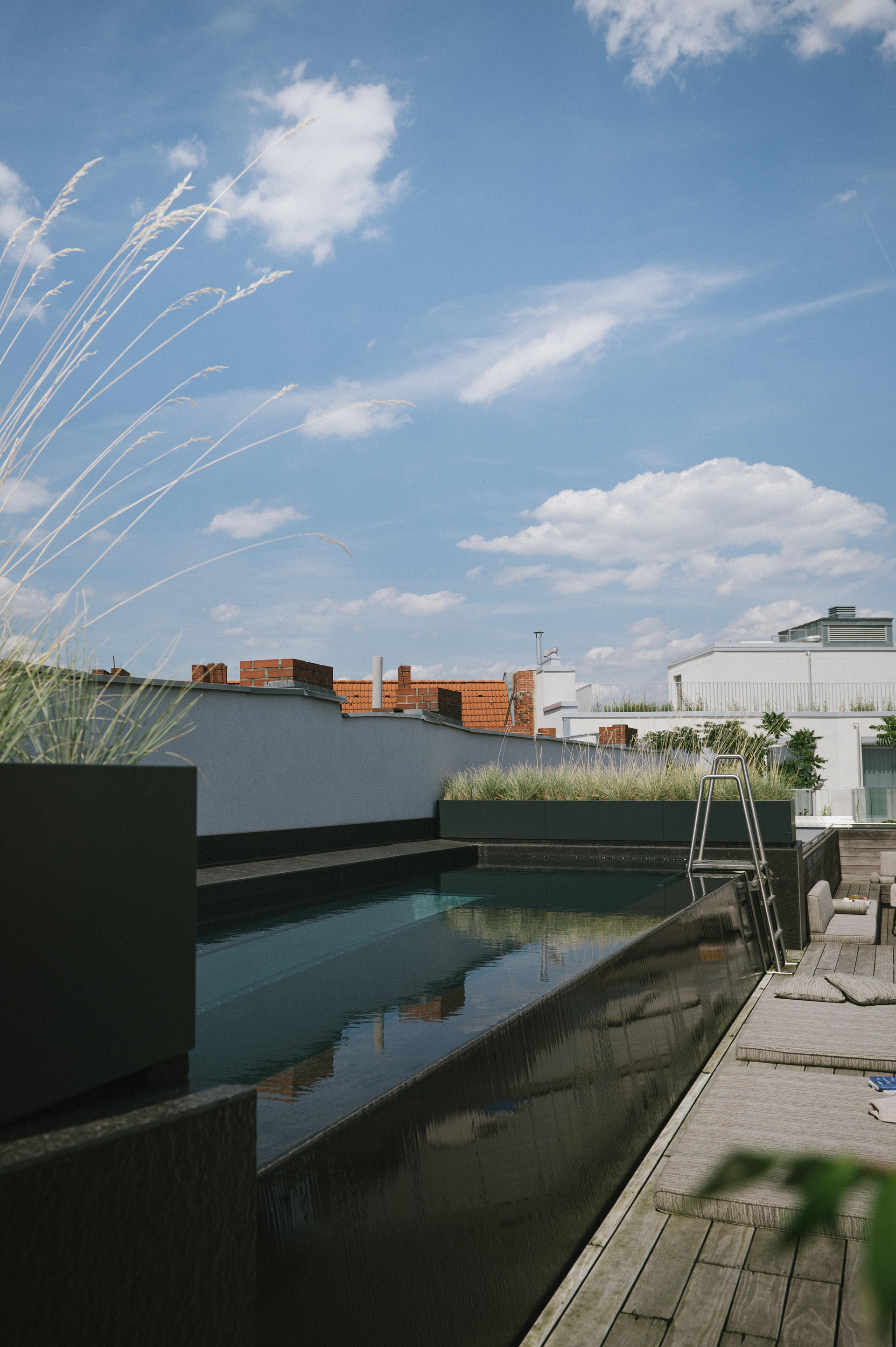 Playa Wilmina Apartments & Lofts