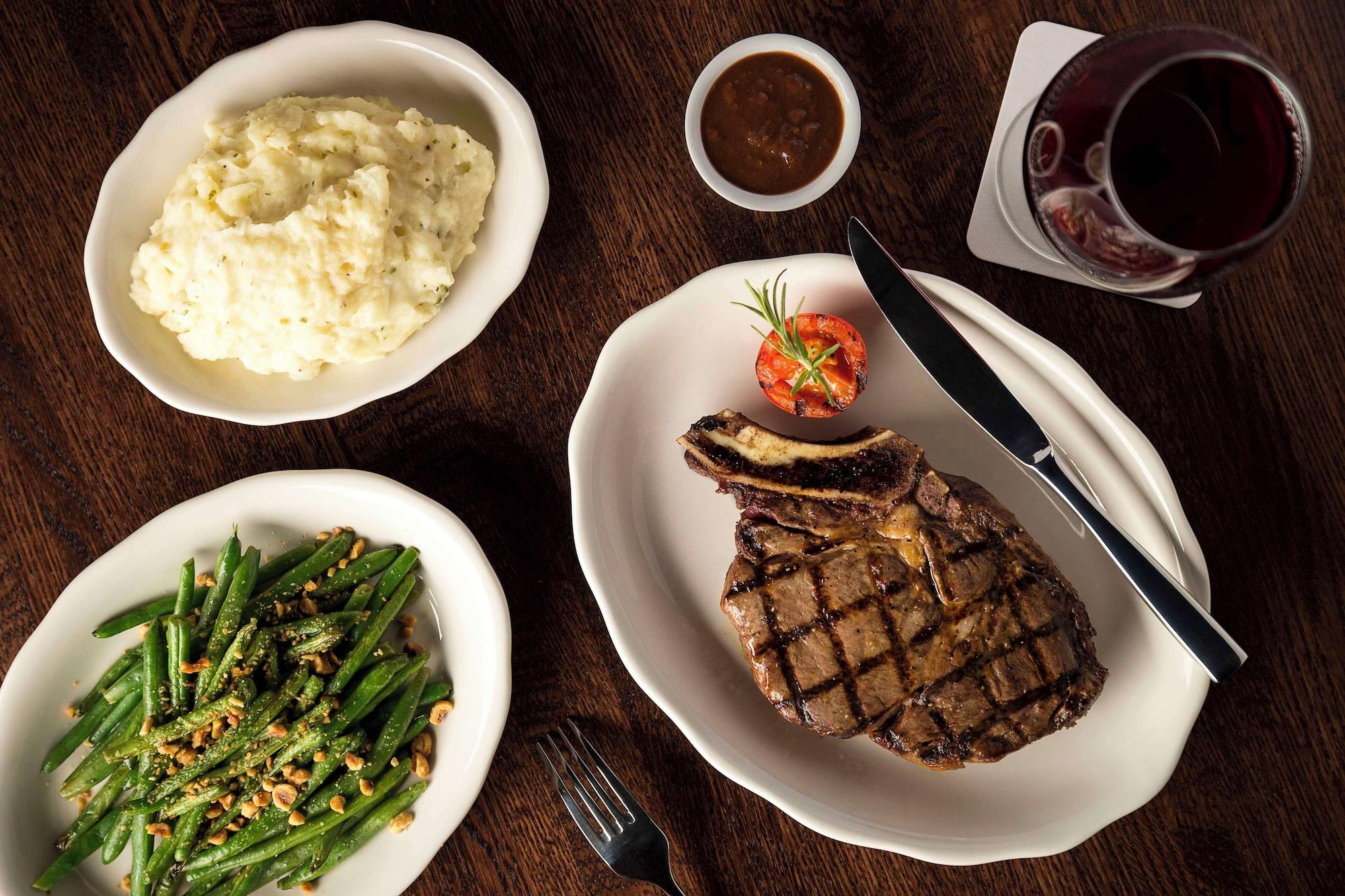 Restaurant Graduate by Hilton Ann Arbor