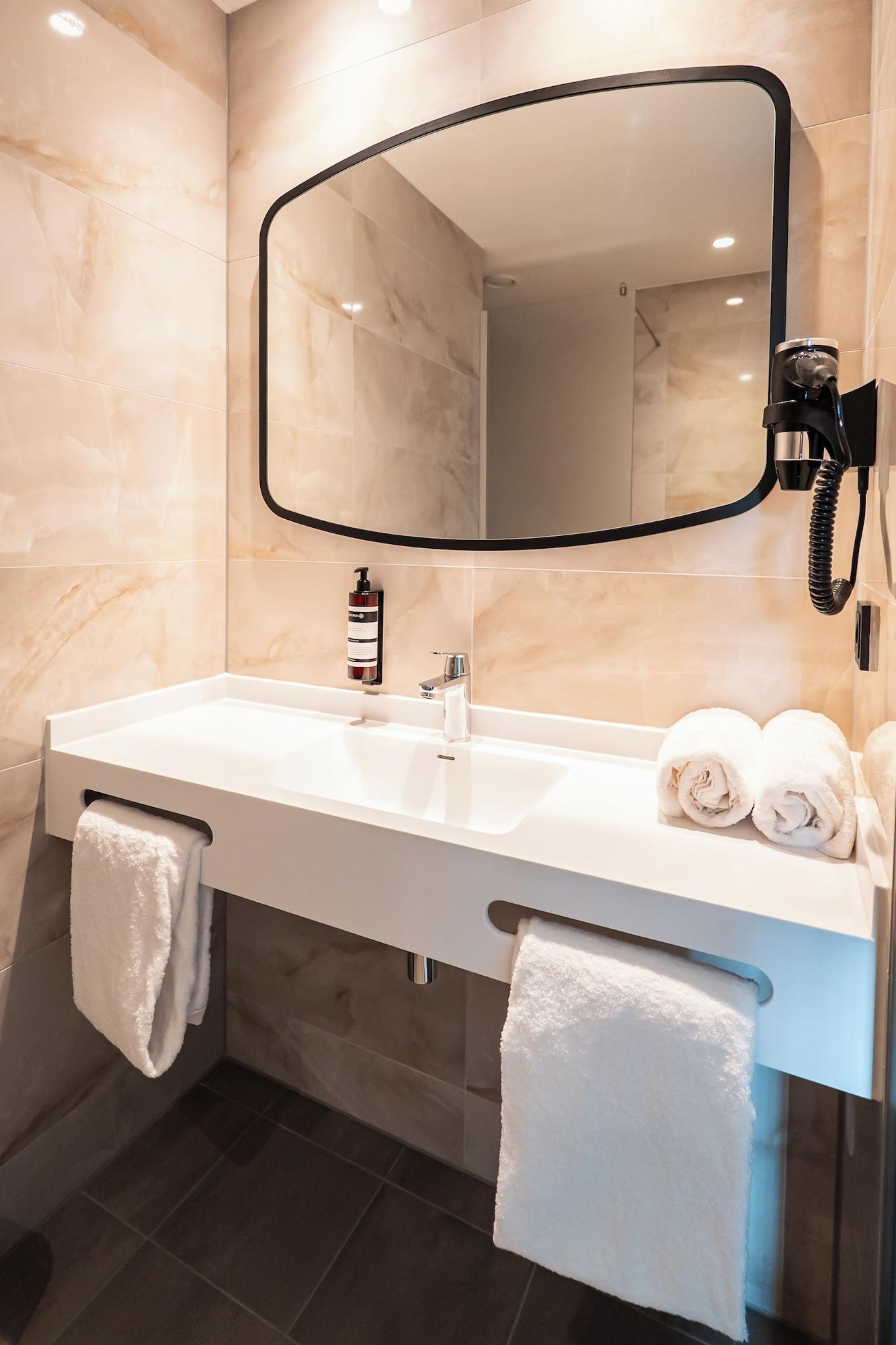 Equipamiento de Habitación OZO Hotels De President Amsterdam Schiphol Airport