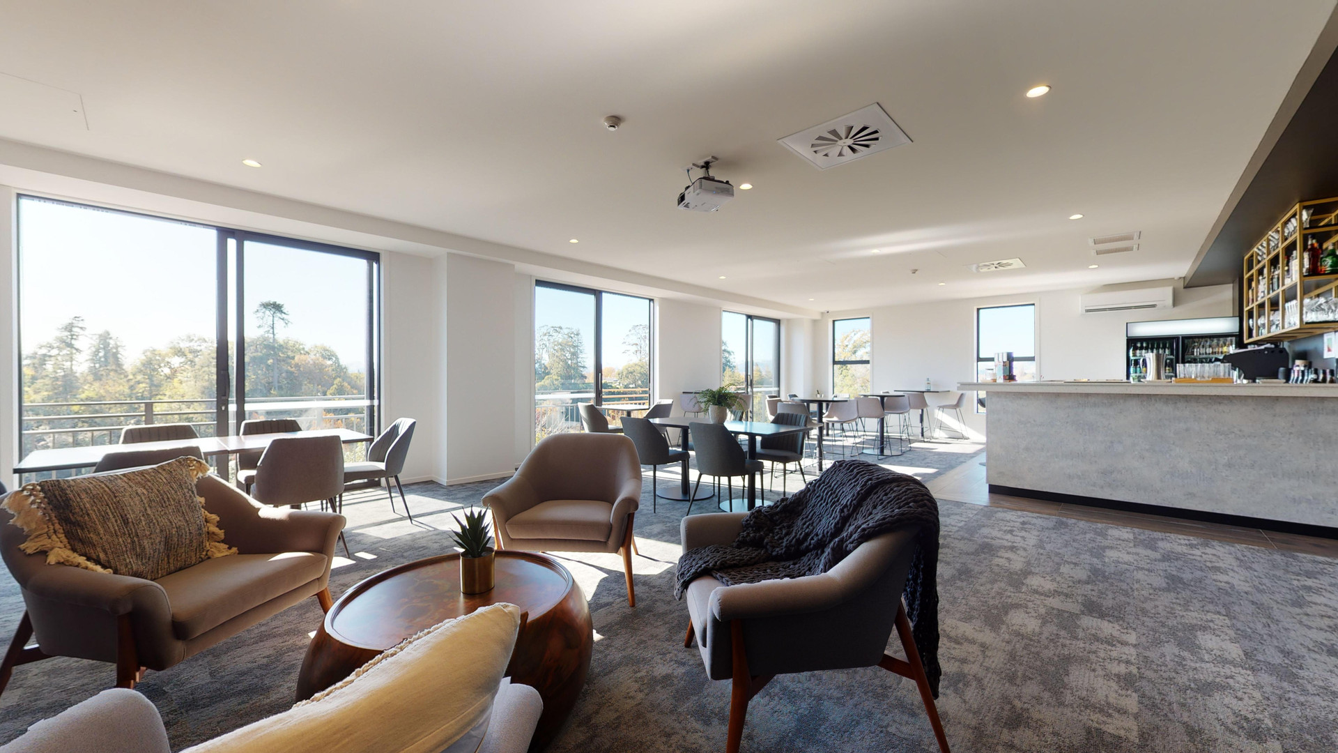 Restaurant Hidden Lake