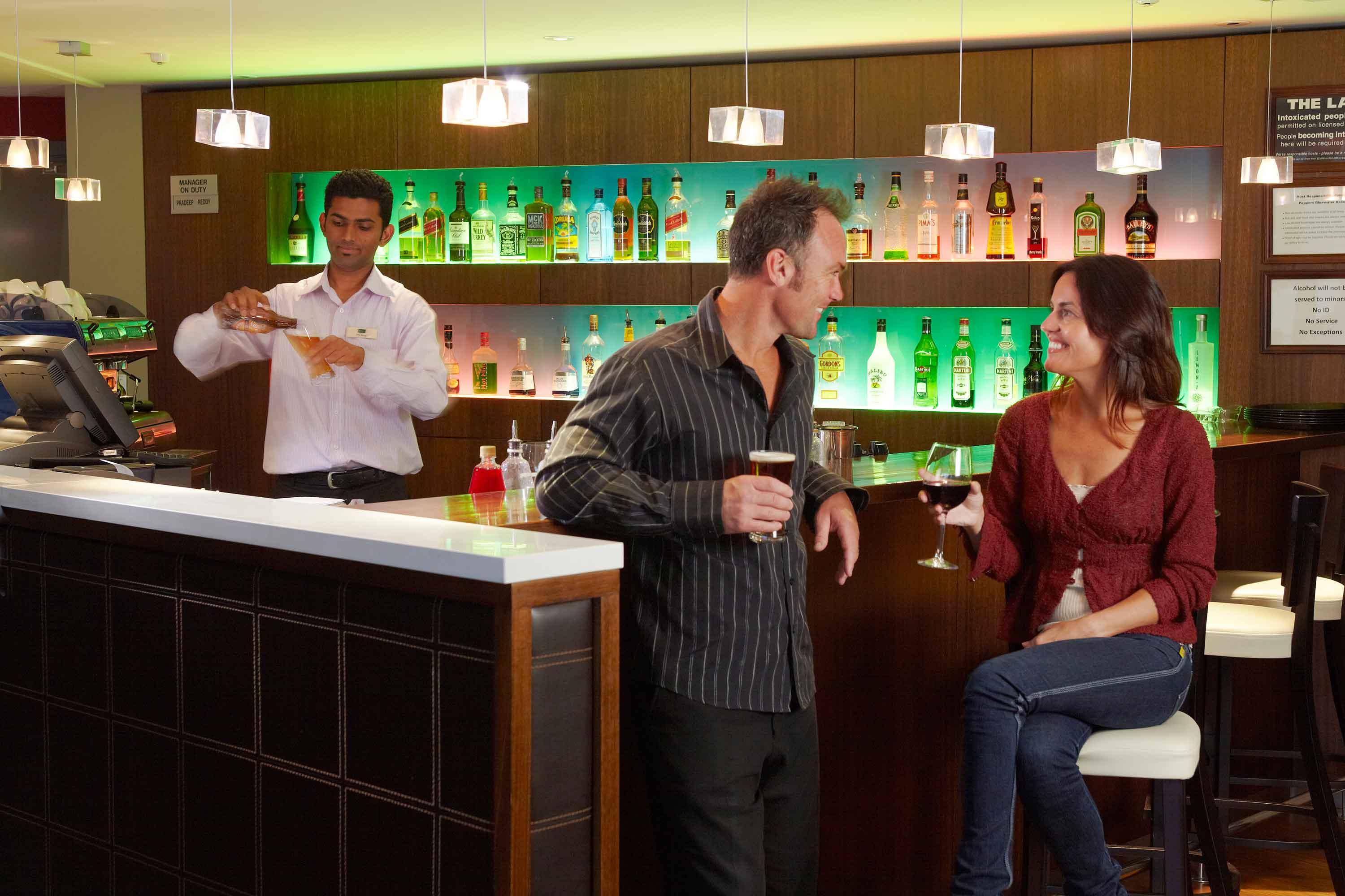 Bar/Salón Peppers Bluewater Resort Lake Tekapo