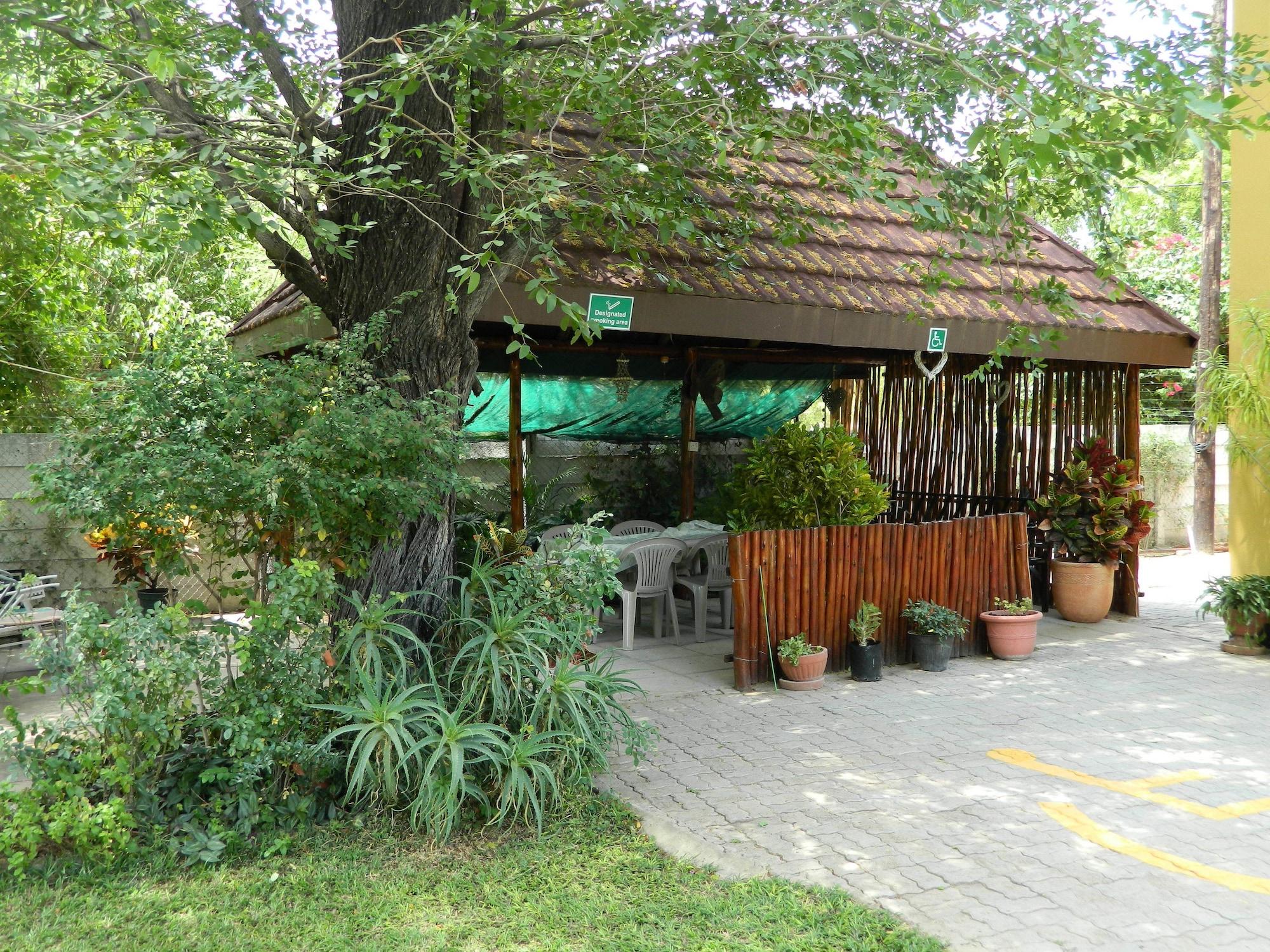 Varios Thamalakane Guest House